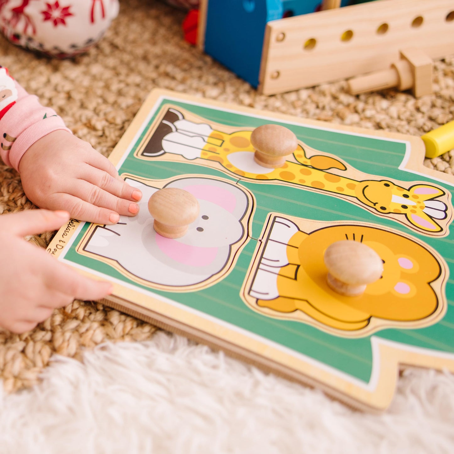 Melissa & Doug Jungle Friends Safari Animals Jumbo Knob Puzzle, Wooden Peg Puzzle for Toddlers, Educational Toy for Shape Recognition and Fine Motor