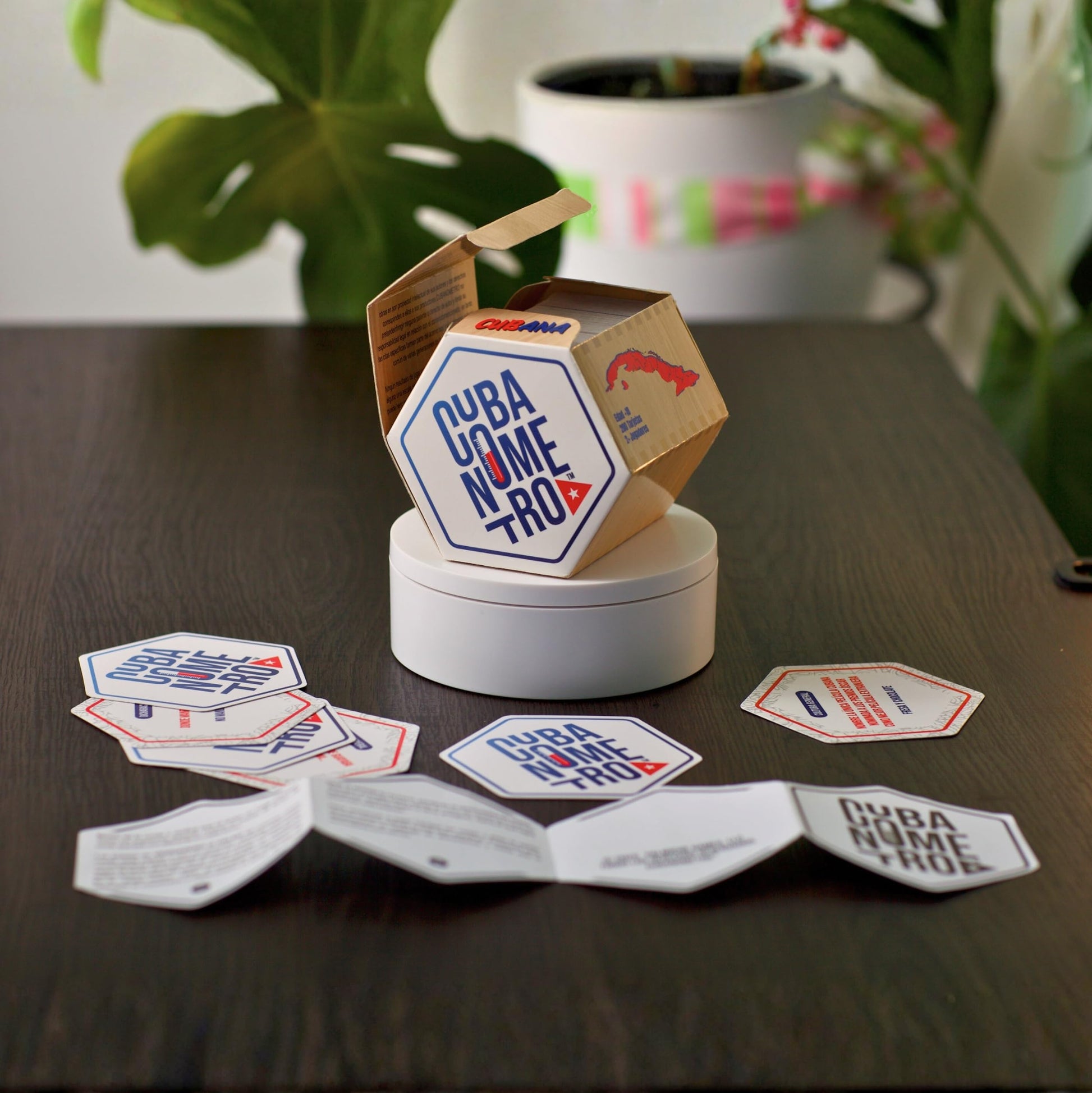 Cubanometro Card Game for Cubans - Questions, Challenges, and Humor | Party Game for Cuban Friends and Family | Trivia Game in Spanish | 2+ Players |