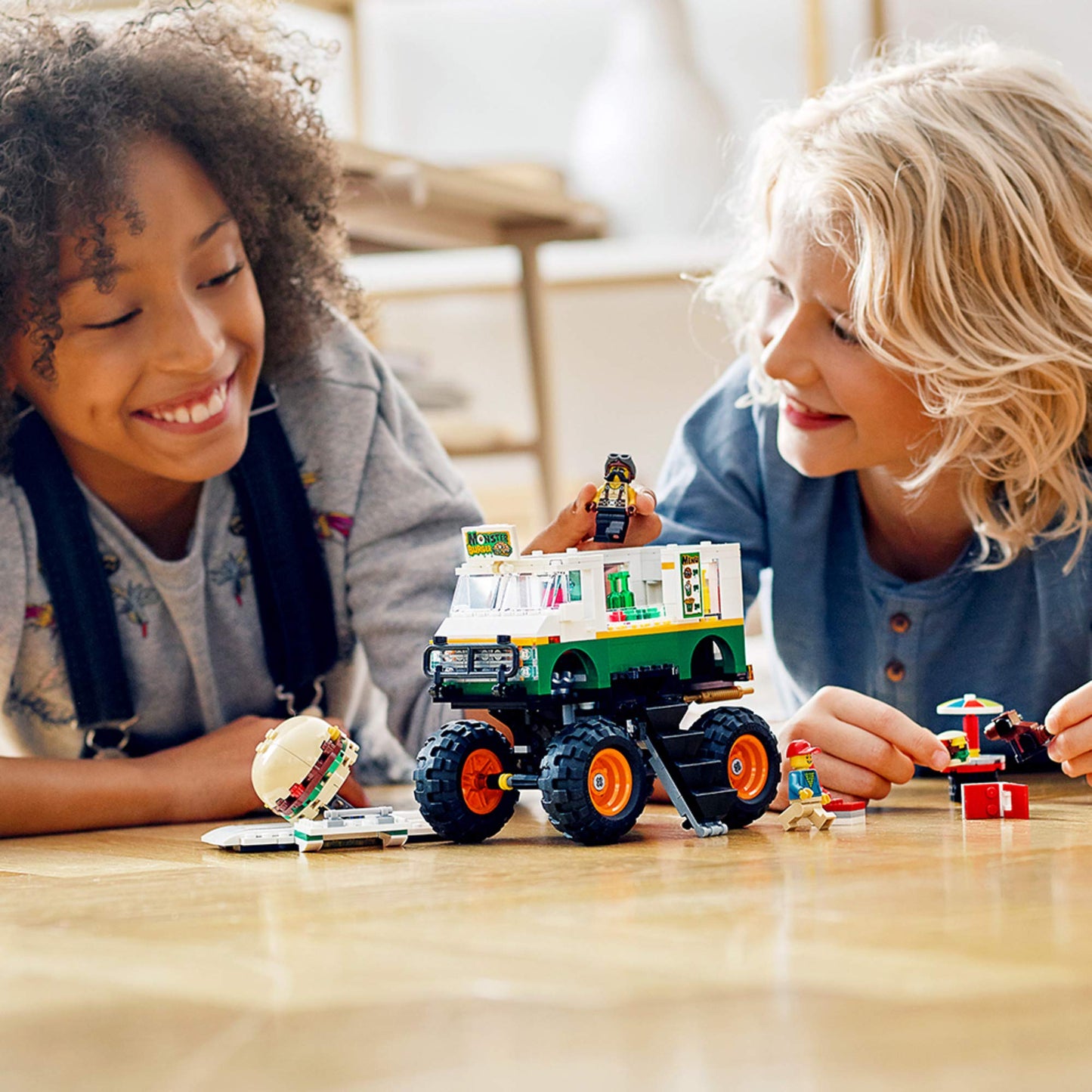 LEGO Creator 3in1 Monster Burger Truck 31104 Building Kit, Cool Buildable Toy for Kids (499 Pieces)