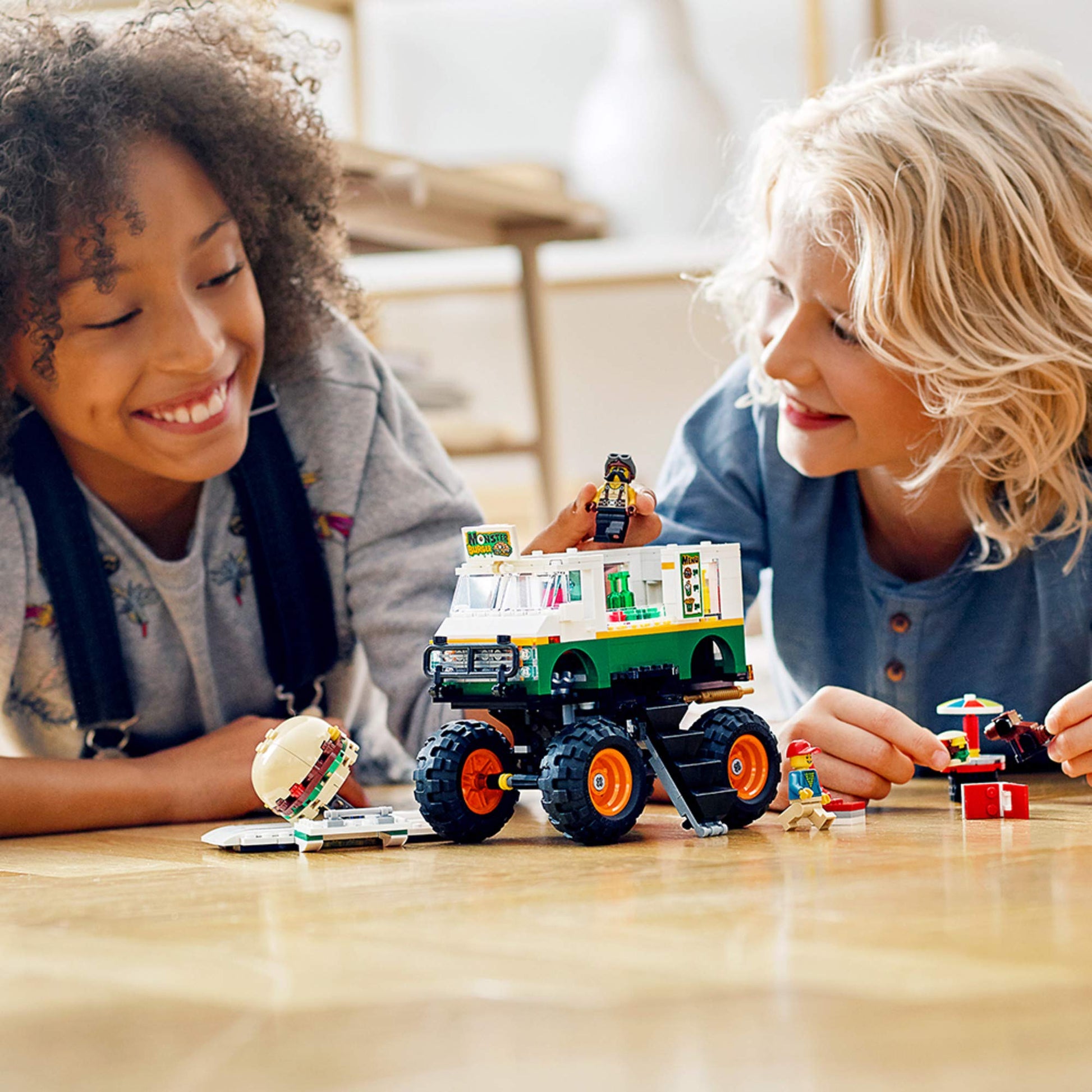 LEGO Creator 3in1 Monster Burger Truck 31104 Building Kit, Cool Buildable Toy for Kids (499 Pieces)