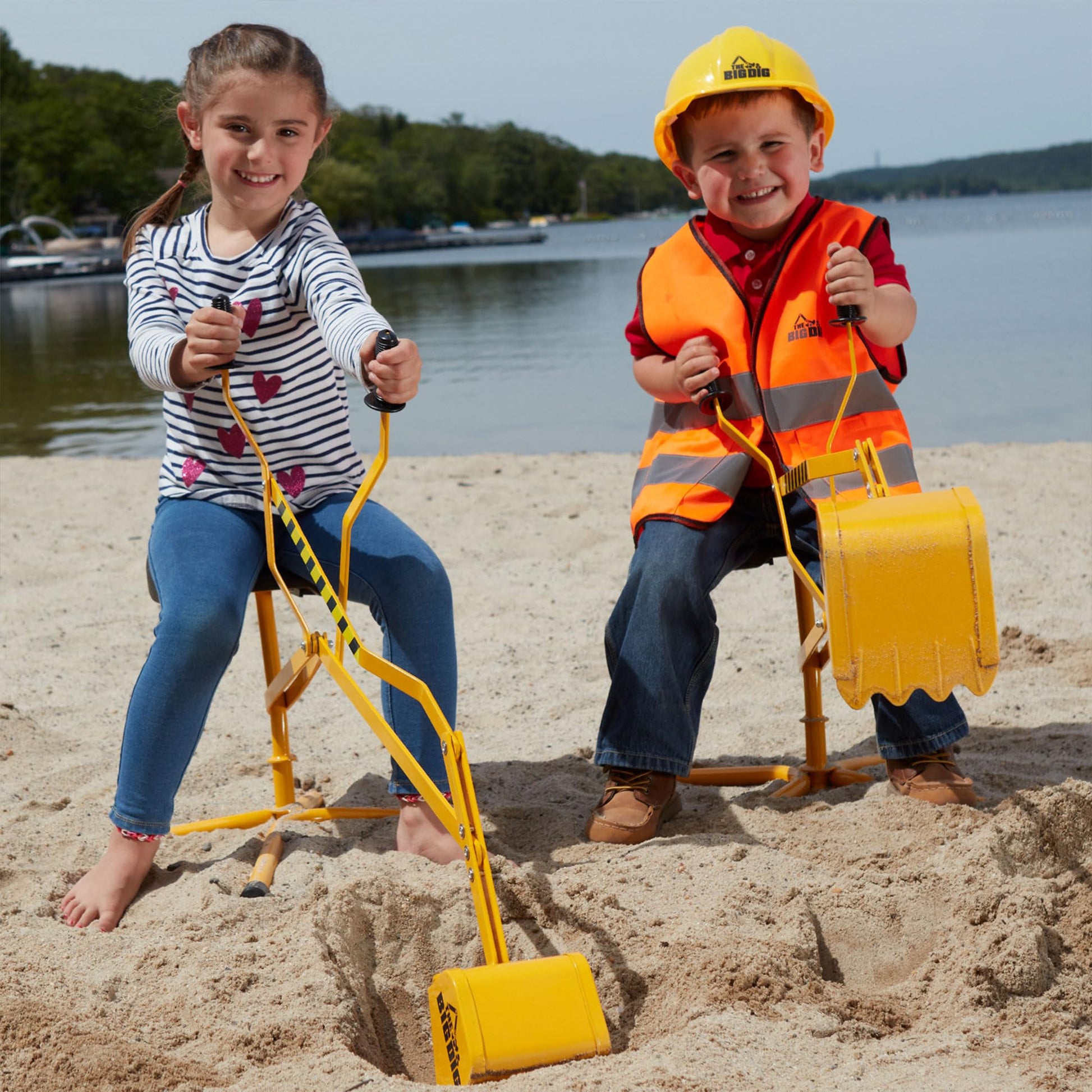 Big Dig Excavator Ride-On Sandbox Digger with 360 Rotation Base, Yellow