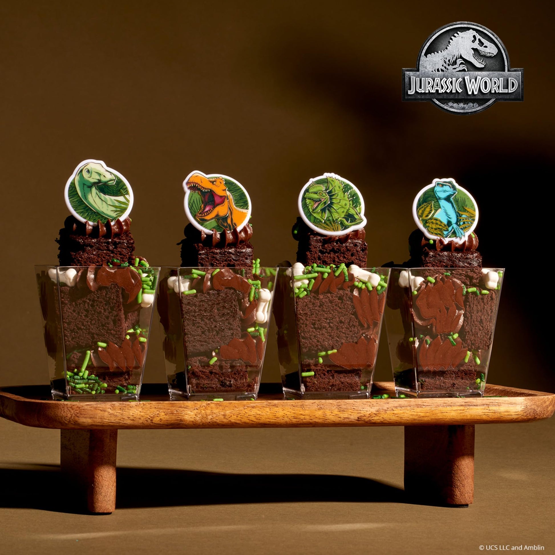 DecoPac Jurassic World Cupcake Rings, 24 Dinosaur Cupcake Decorations For Birthday, Party, Celebrations- 24 Pack