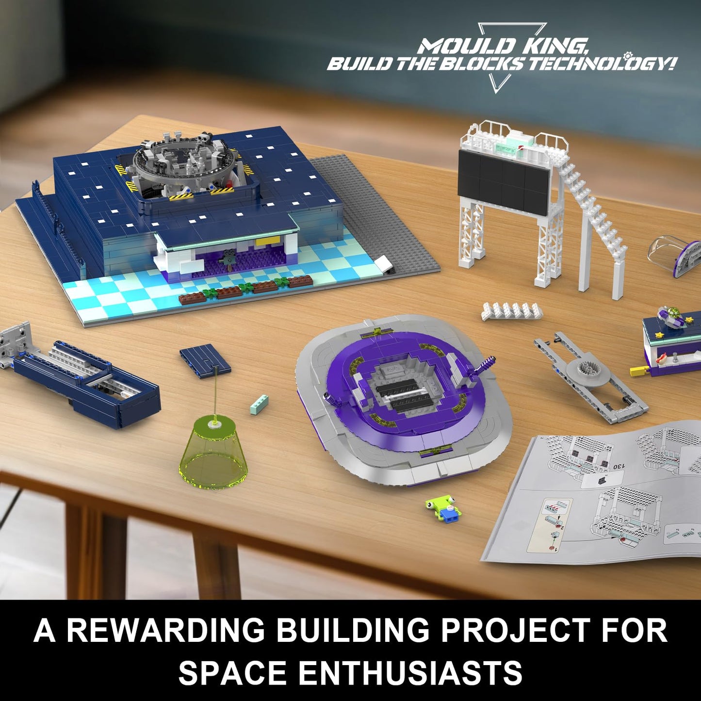 Mould King Spaceship Building Sets, Flying Object Model Kit, Collectible Home Decoration Building Set, Creative Play Space Toy Gift for Teens