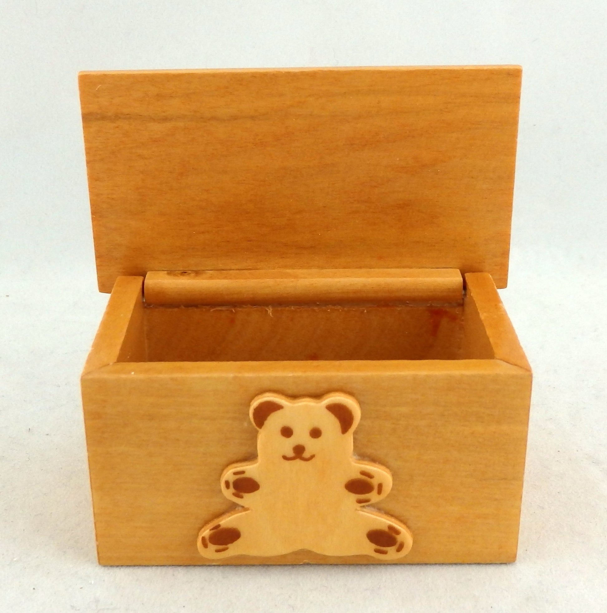 Melody Jane Dolls Houses Dollhouse Miniature 1:12 Scale Small Bear Toy Box T6465