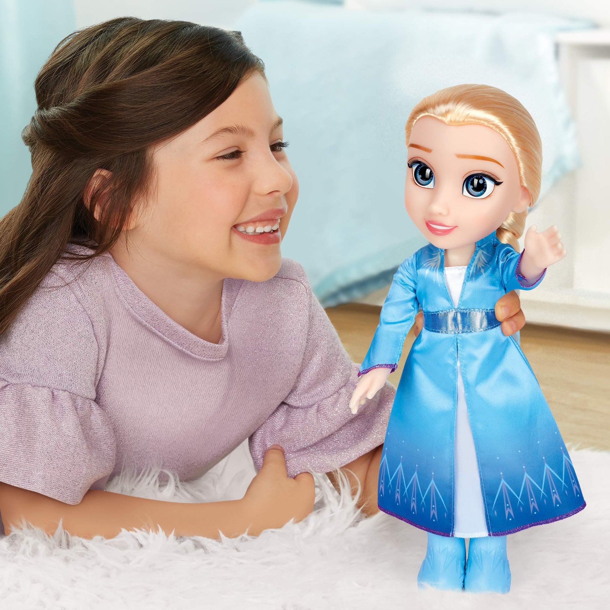 Disney Frozen 2 Elsa Travel Doll 14 Inches Tall