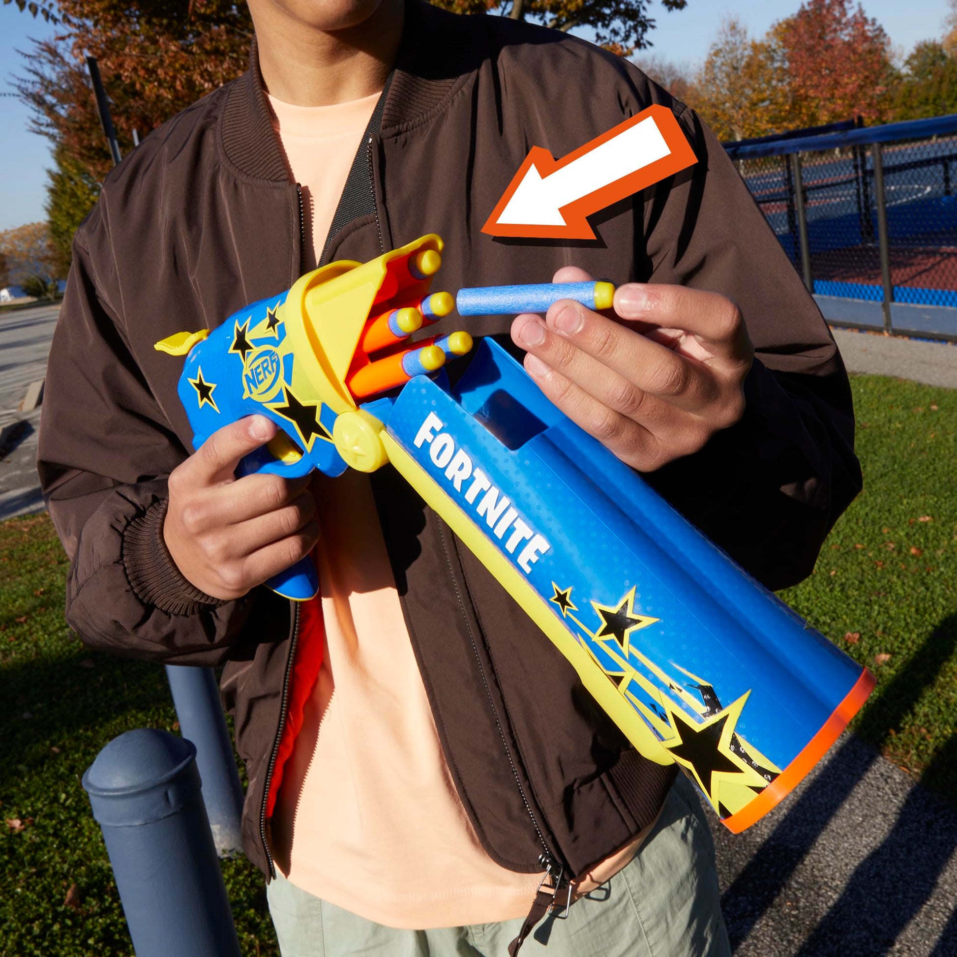 Nerf Fortnite Half Tone Hero Blaster, Bonus Code to Unlock Half Tone Hero Wrap in the Game, Break Open Loading, 12 Nerf Elite Darts, Fortnite Gifts