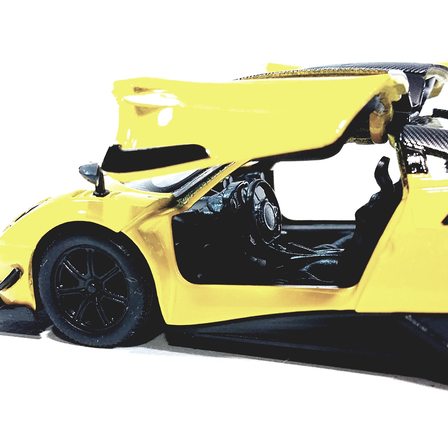 KiNSMART - 2016 Pagani Huayra BC 5" 1:38 Scale Die Cast Metal Model Toy Car w/Pullback Action (Yellow)