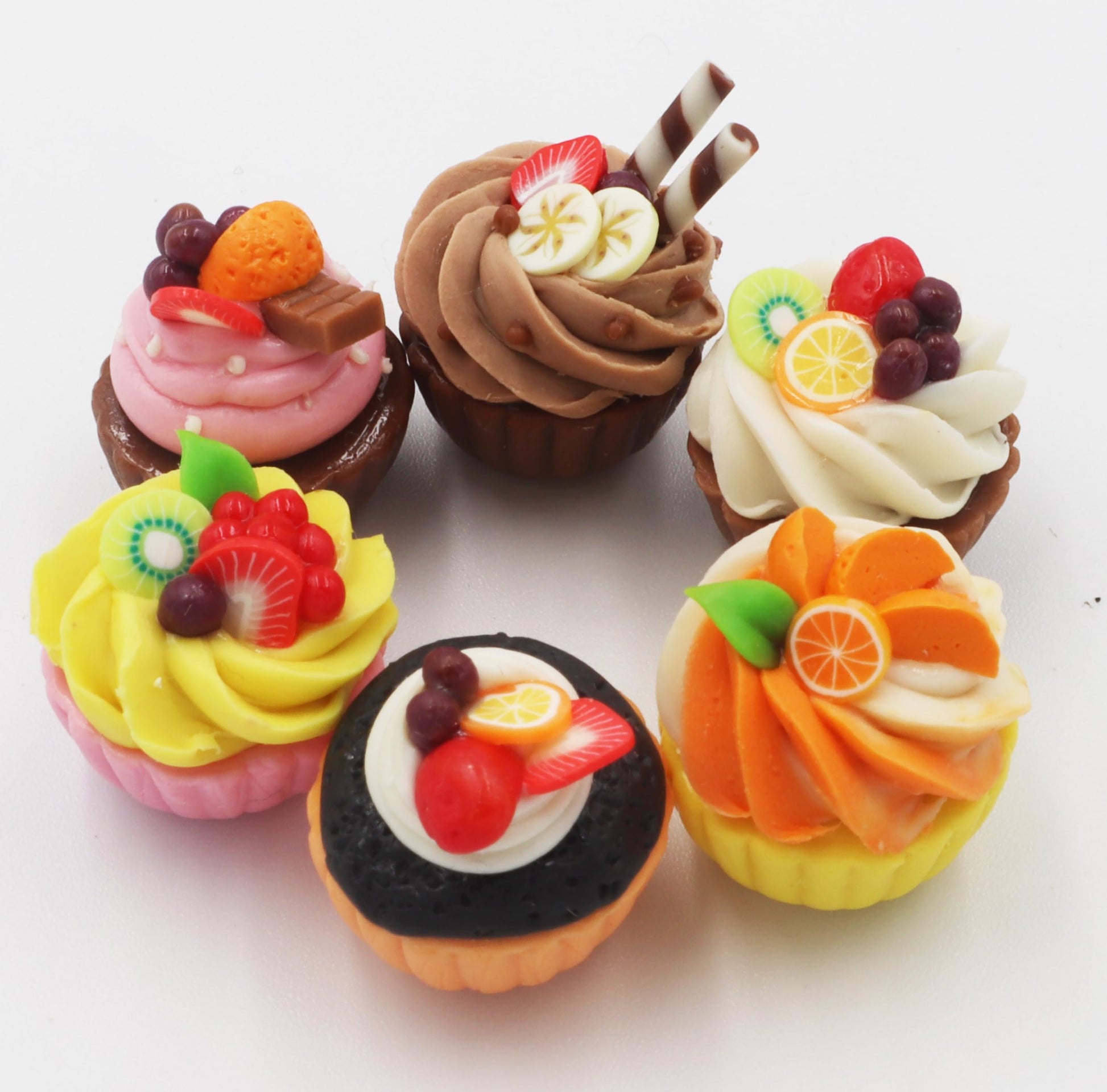 Set of 6 Miniature Cupcakes - Handcrafted Dollhouse Food Accessories, 1/6 Scale Tiny Clay Cupcakes, 0.6 Inch Mini Desserts for Collectibles &