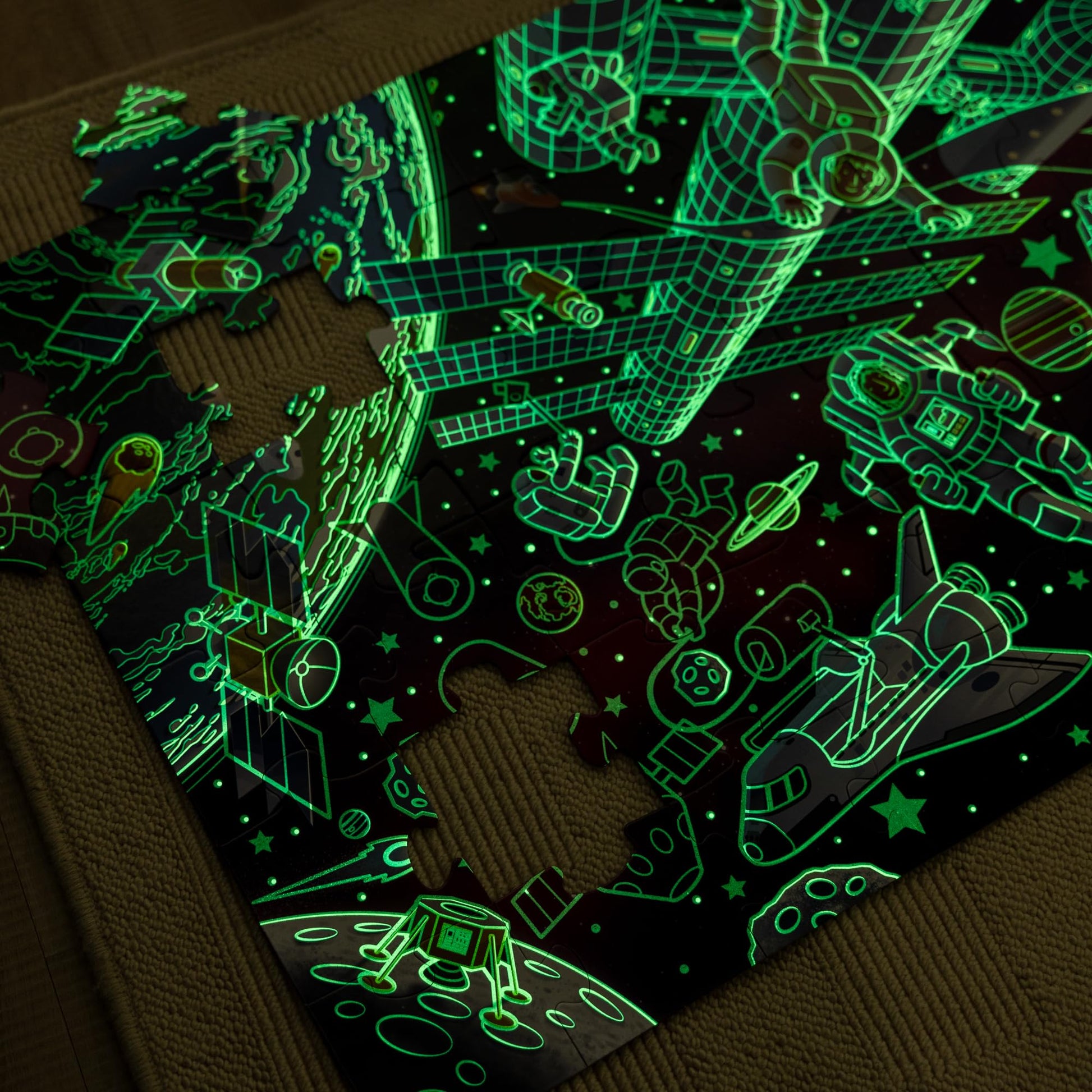 Melissa & Doug Outer Space Glow-in-the-Dark Cardboard Jigsaw Floor Puzzle - 48 Pieces, for Boys and Girls 3+ - FSC-Certified Materials