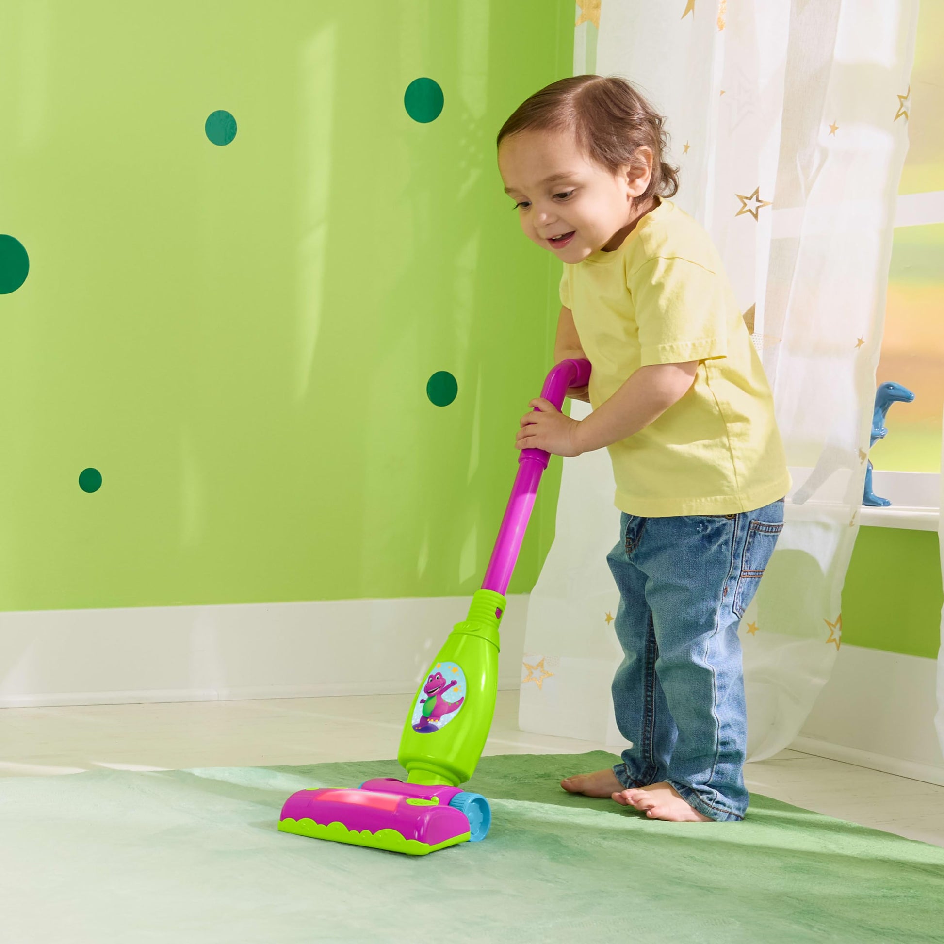 Barney’s World Toddler Toy Clean Up Vacuum Electronic Push Along, Lights Music & Games for Preschool Kids Ages 2+ Years