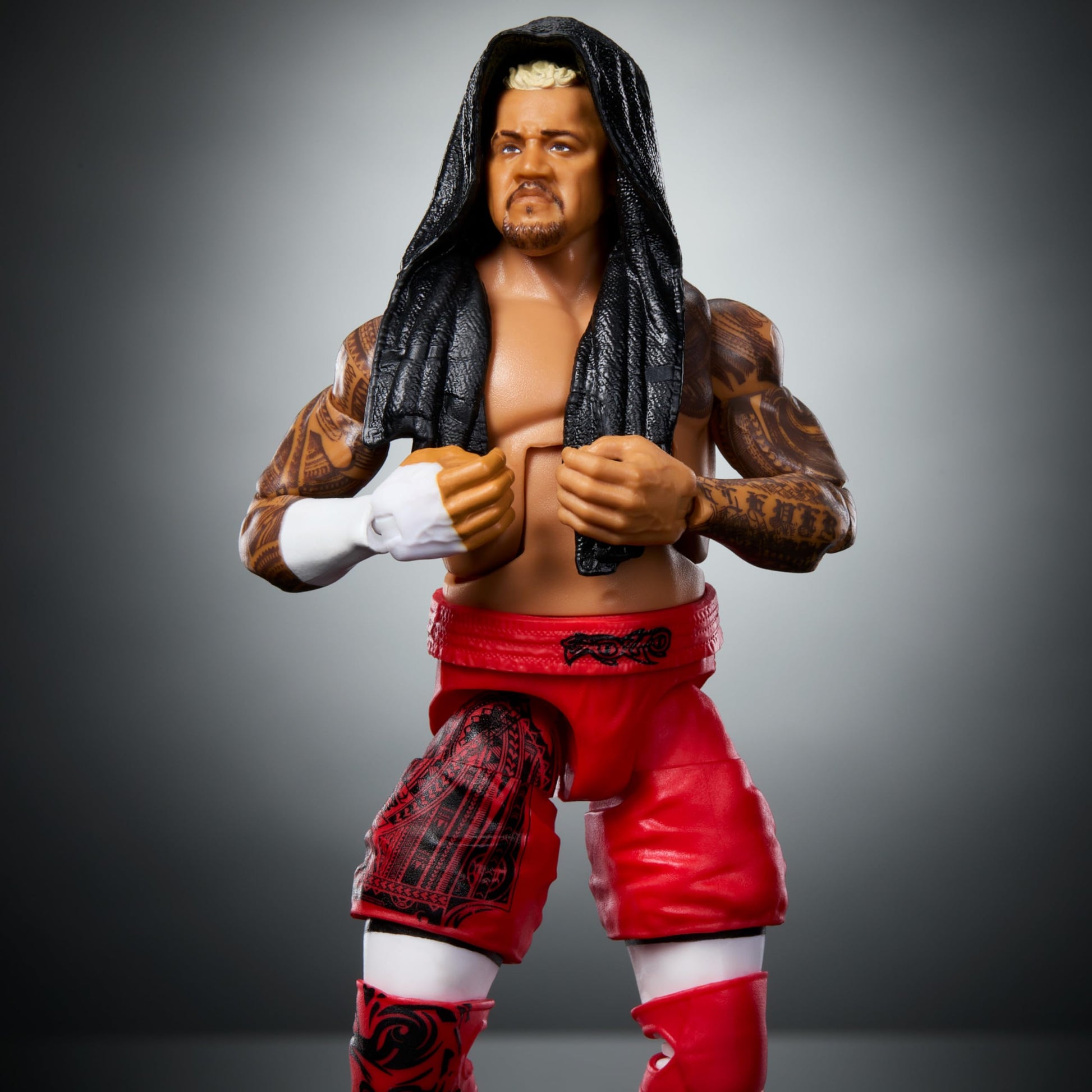 Mattel WWE Elite Action Figure & Accessories, Series #107 Solo Sikoa 6-inch Collectible with 25 Articulation Points & Swappable Hands