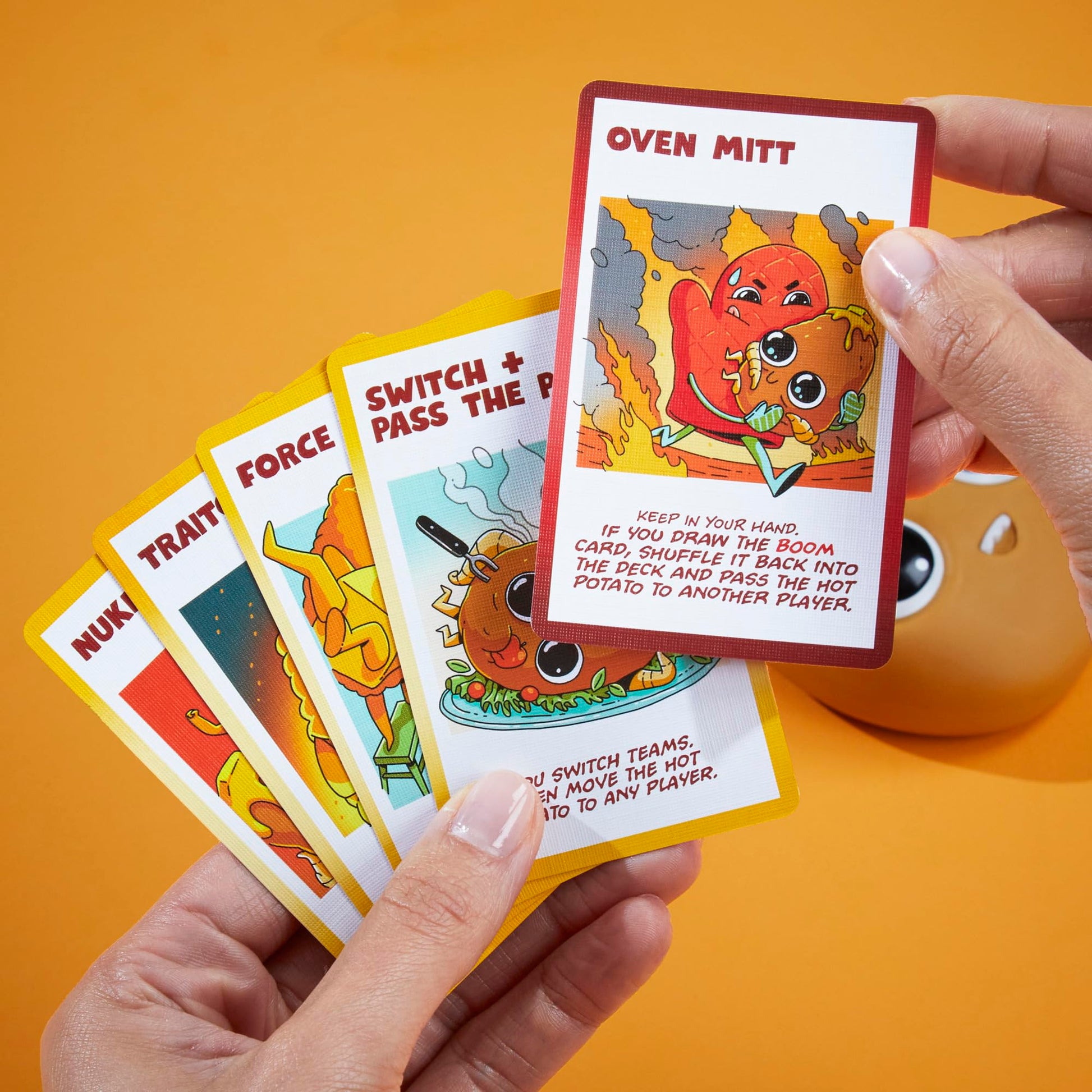 Hasbro Gaming Traitor Tots Card Game | Explosive Potato Party Card Game for Families and Adults | 3 to 10 Players | 25 Mins. Average | Indoor Summer