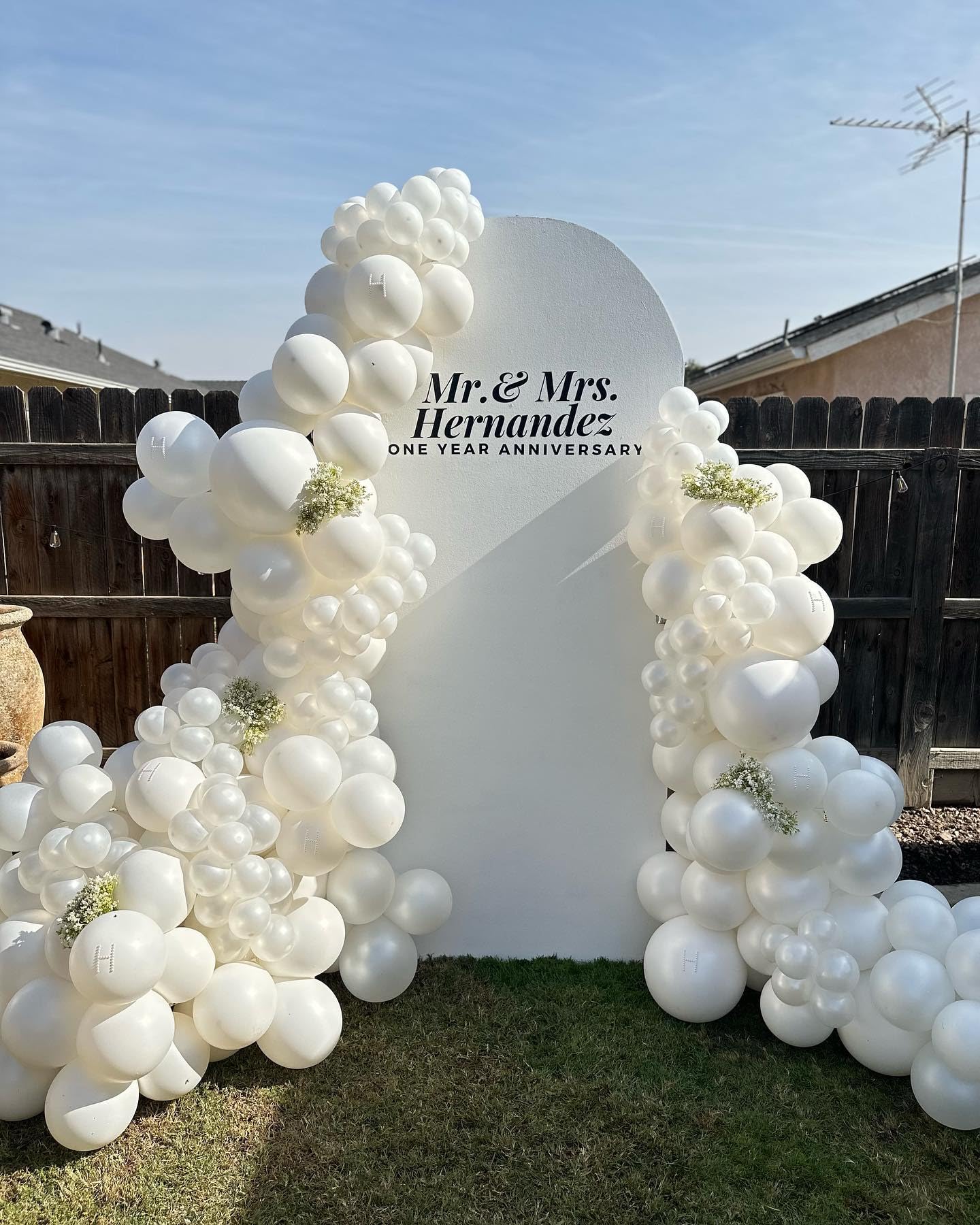 JZCZOEB White Double Stuffed Balloons Different Size 115Pcs 5/10/12/18" White Balloon Arch Garland kit for Birthday Baby Shower Bridal Shower Gender