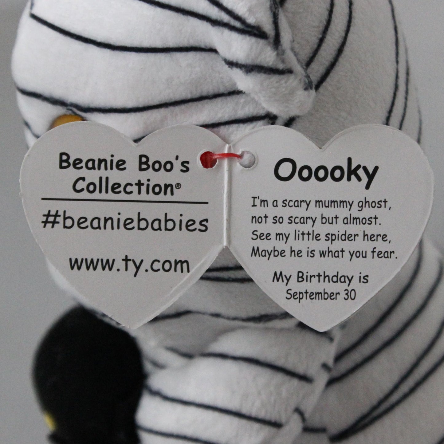 Ty Beanie Boo OOOOKY The White Ghost - 6"