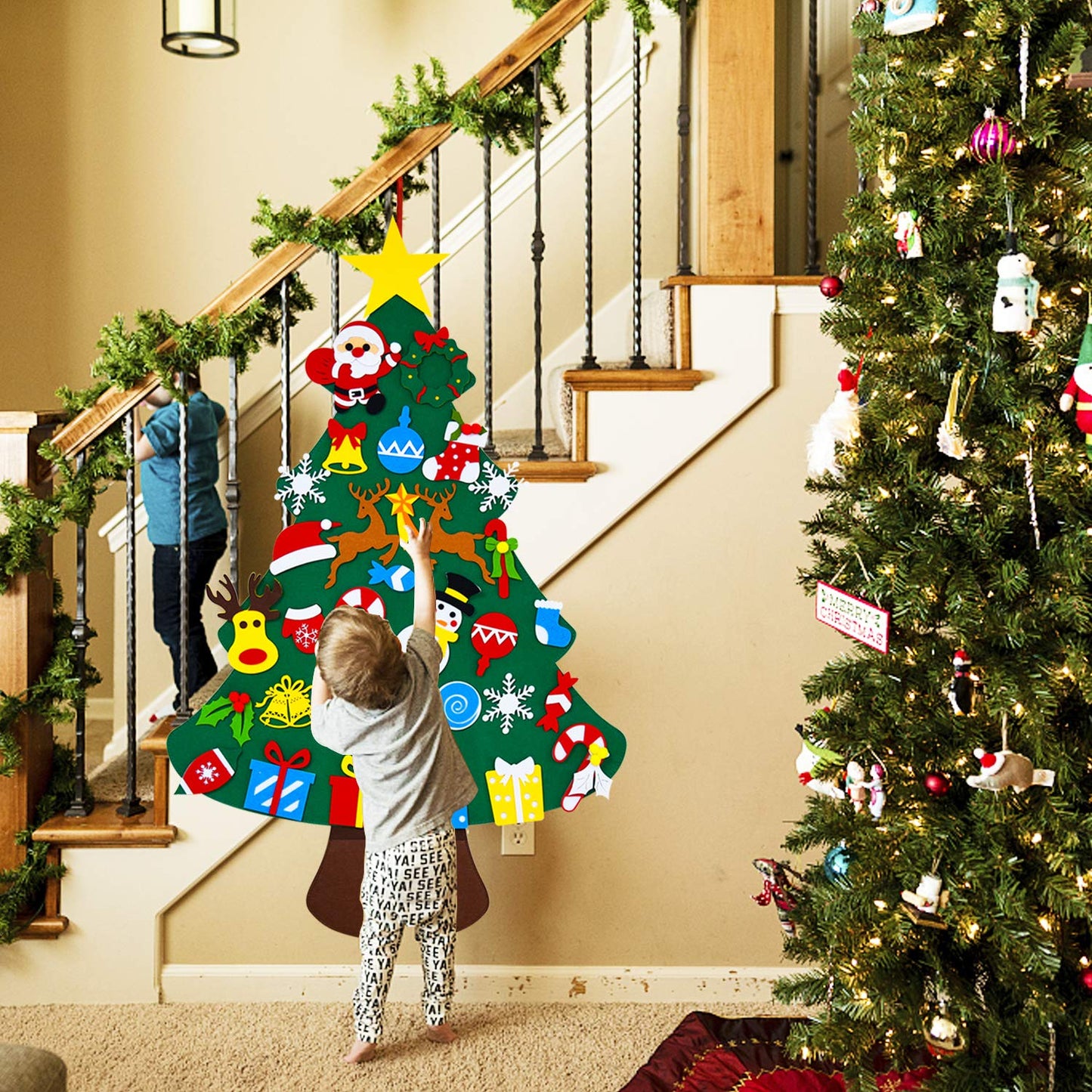 THAWAY DIY Felt Christmas Tree for Toddlers with 34 pcs Detachable Ornaments, Kids Door Wall Hanging Xmas Gifts Christmas Decorations