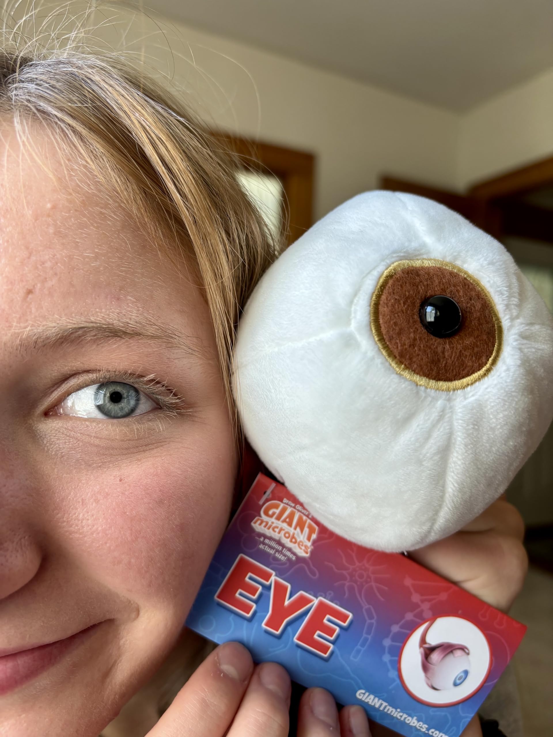 GIANT MICROBES Eye Plush, Ophthalmologist Gift, Ophthalmic Technician Gift, Optometry Gifts, Eye Health, Stuffed Eyeball Plush, Surgical Tech Gifts