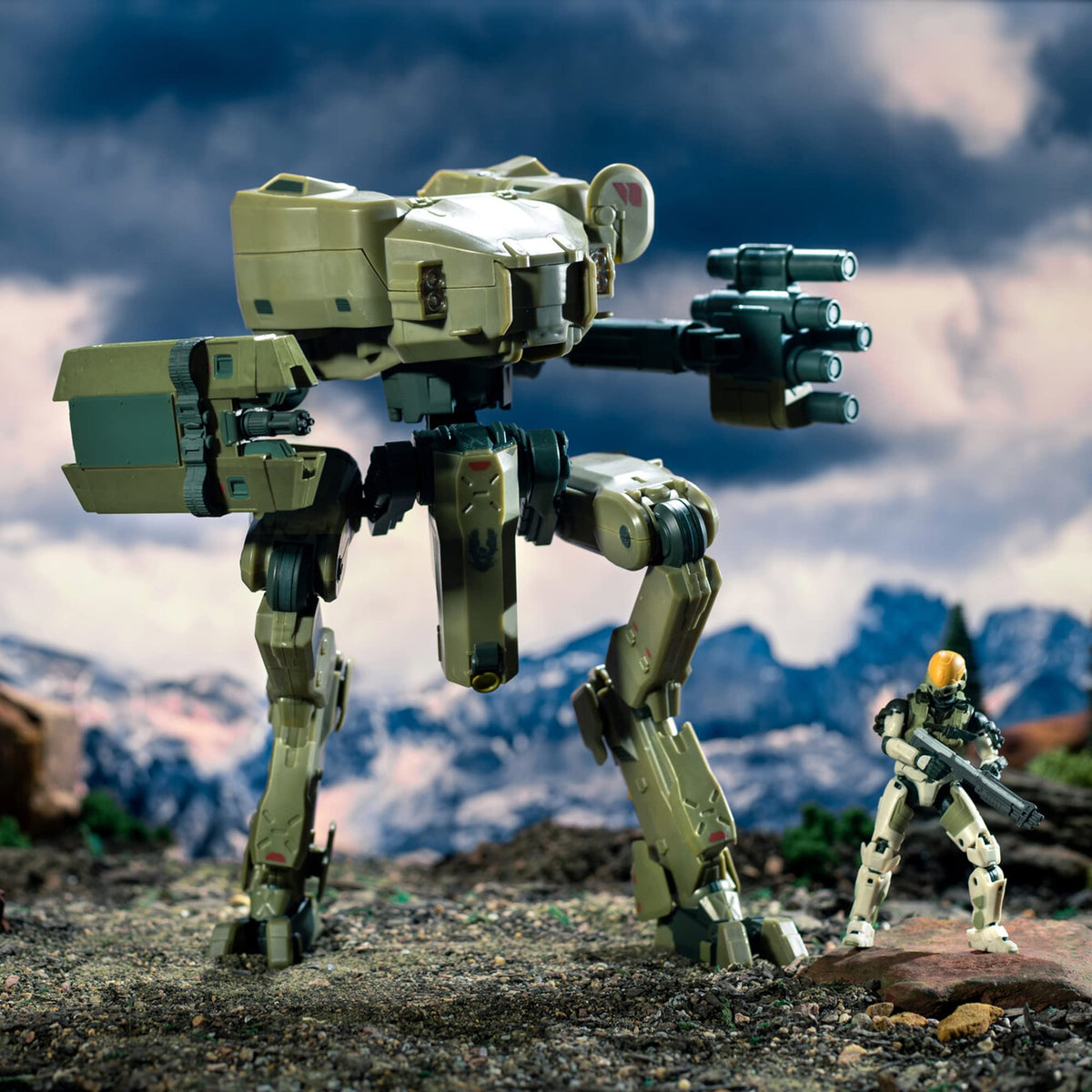 HALO Deluxe Figure - UNSC Mantis and Spartan EVA - Armor Defense System - Build Out Your Universe