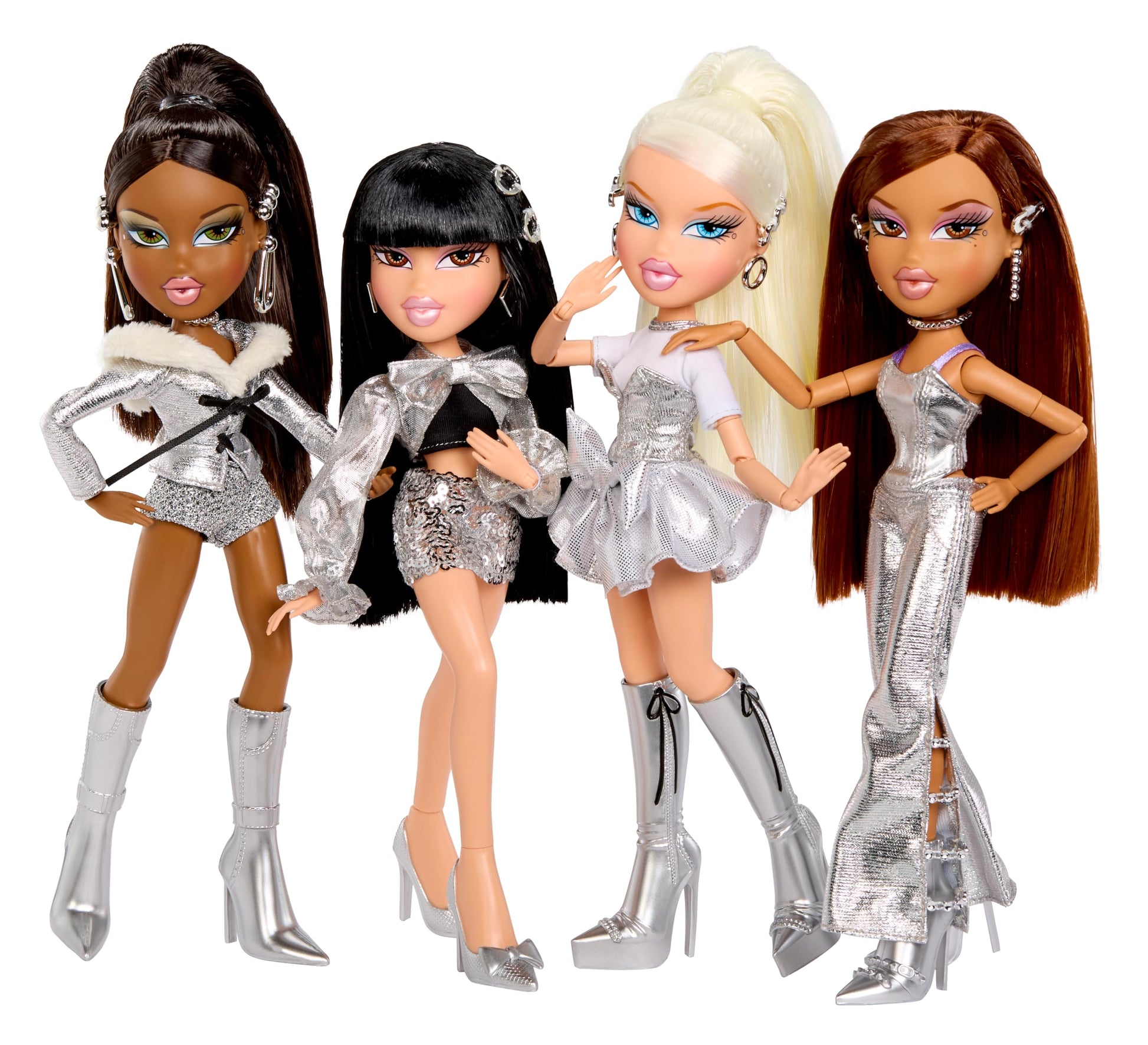 Bratz Charmz Cloe Fashion Doll with Collectible Charm Bracelet