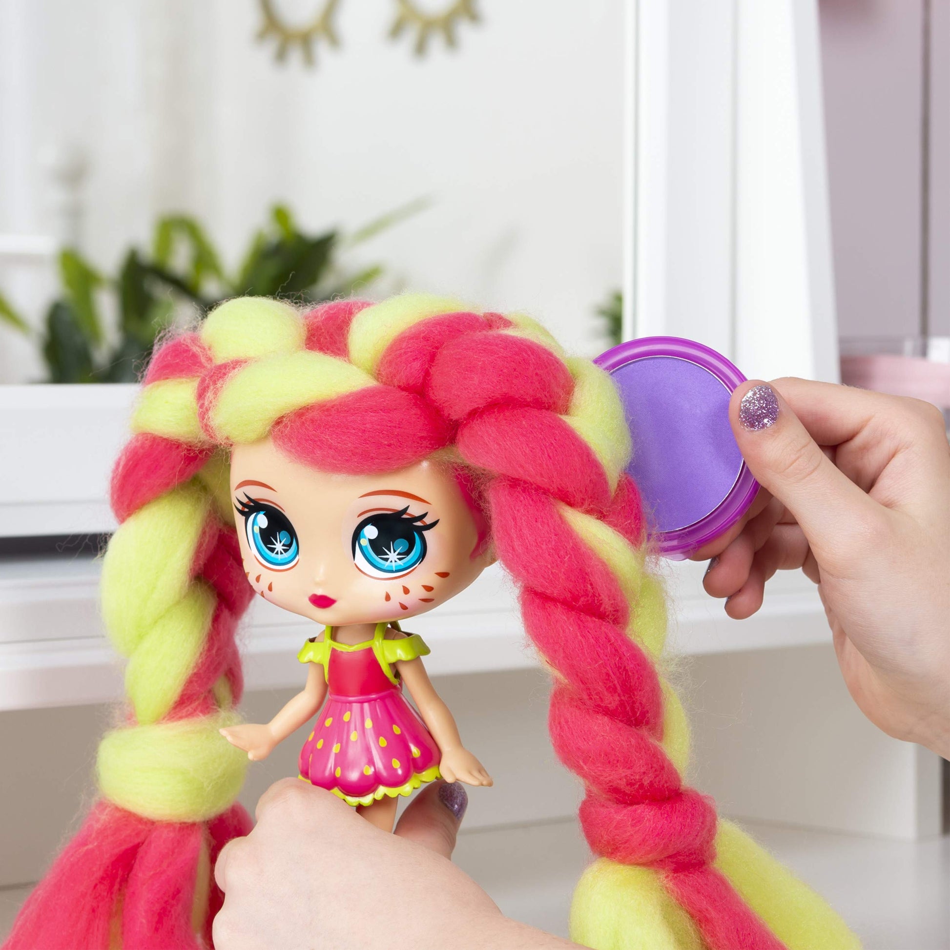 Candylocks, 7-Inch Straw Mary, Sugar Style Deluxe Scented Collectible Doll with Accessories