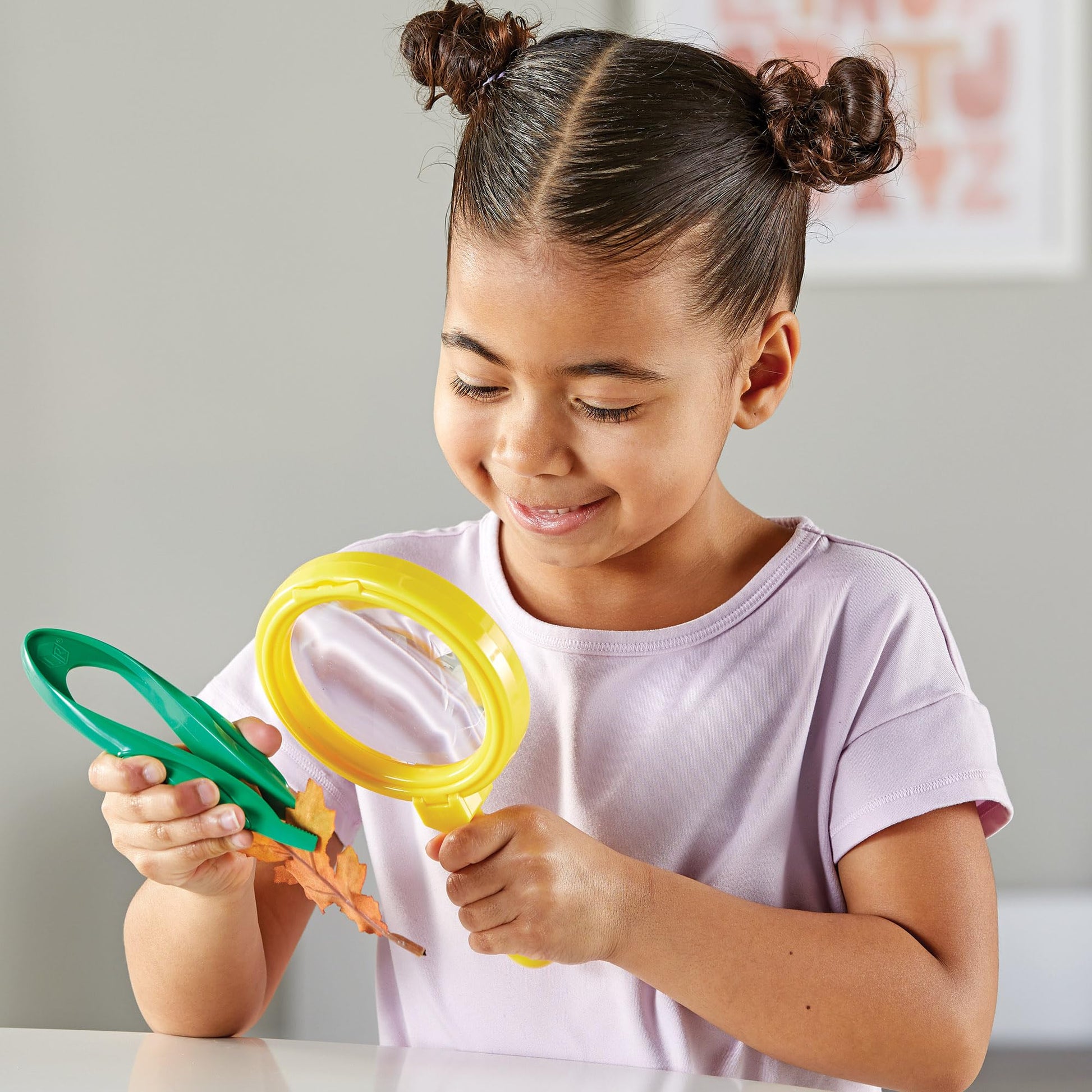 Learning Resources Magnifier & Tweezers - Fine Motor for Kids, Science Toys, STEM, Toddler Explorer Kit, Boys and Girls Gifts, Ages 3+