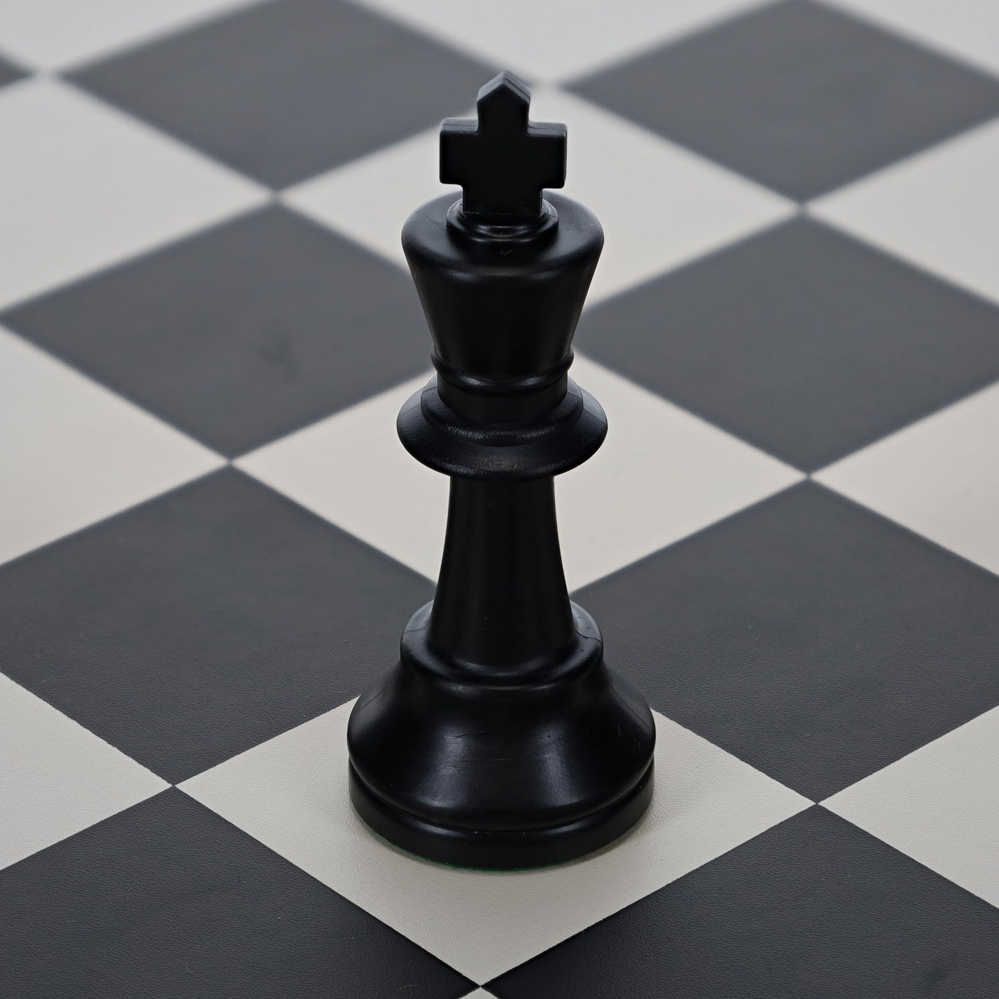 WE Games Replacement Staunton Chess Piece - Dark King, Heavy Weighted Tournament Style Plastic Piece with Felt Bottom - Single Replacement for Classic
