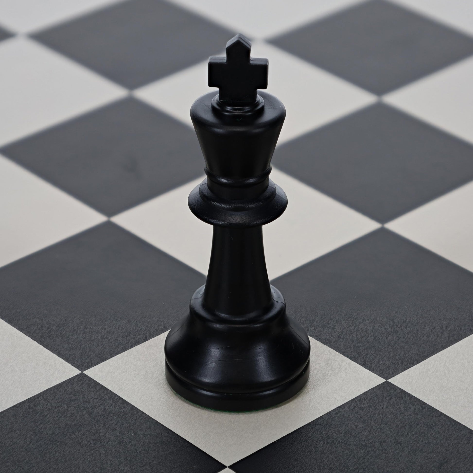 WE Games Replacement Staunton Chess Piece - Dark King, Heavy Weighted Tournament Style Plastic Piece with Felt Bottom - Single Replacement for Classic