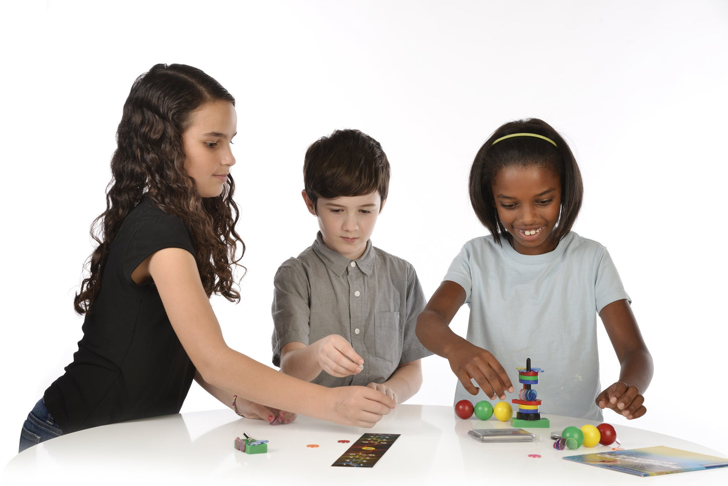 Thames & Kosmos Magnetic Science | 33 STEM Experiments | Ages 8+ | Learn About Earth’s Magnetic Poles | Discover How Invisible Magnetic Fields Work |