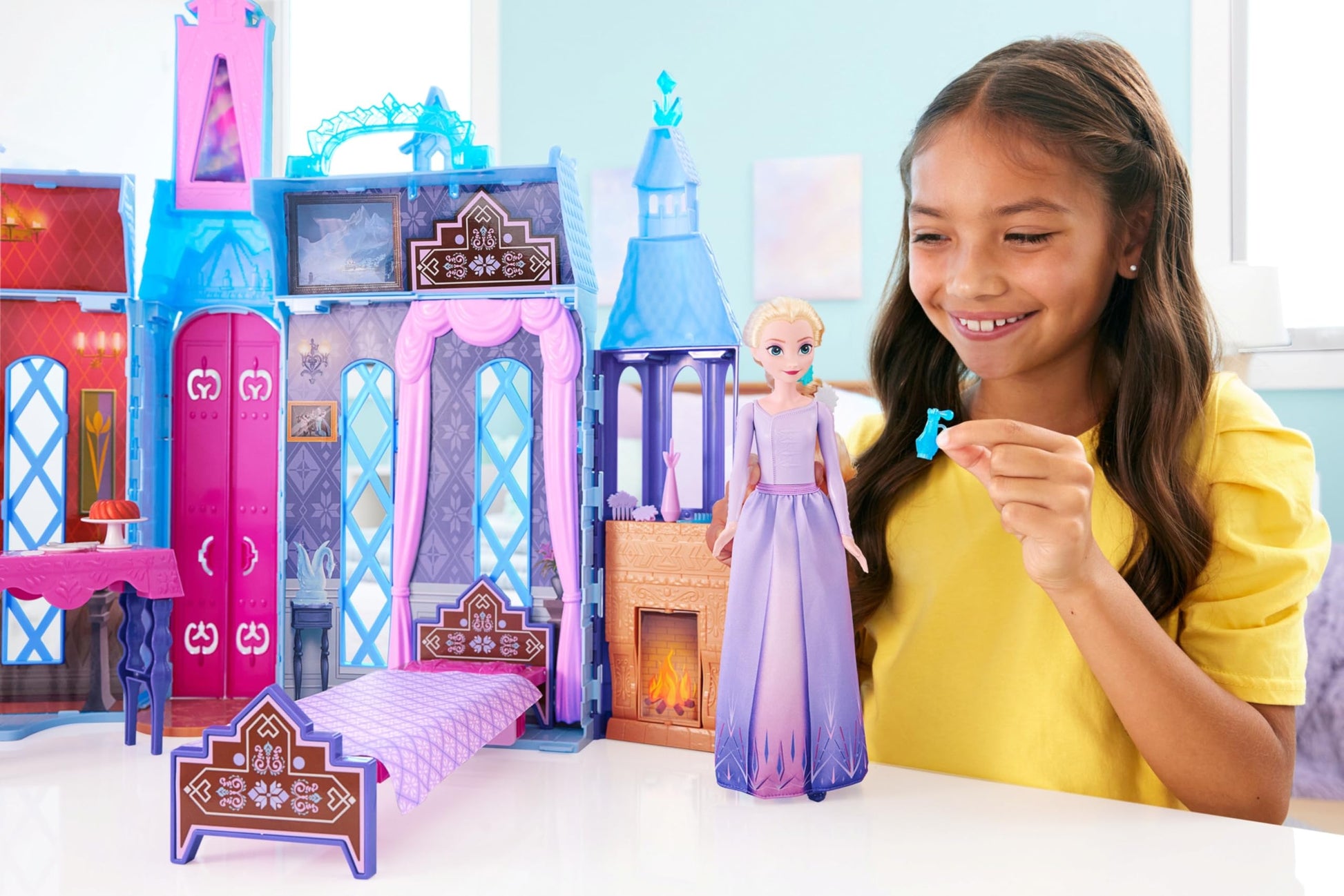 Mattel Disney Frozen Arendelle Doll-House Castle (2+ ft) with Elsa Fashion Doll, 4 Play Areas, and 15 Furniture and Accessory Pieces from Disney’s