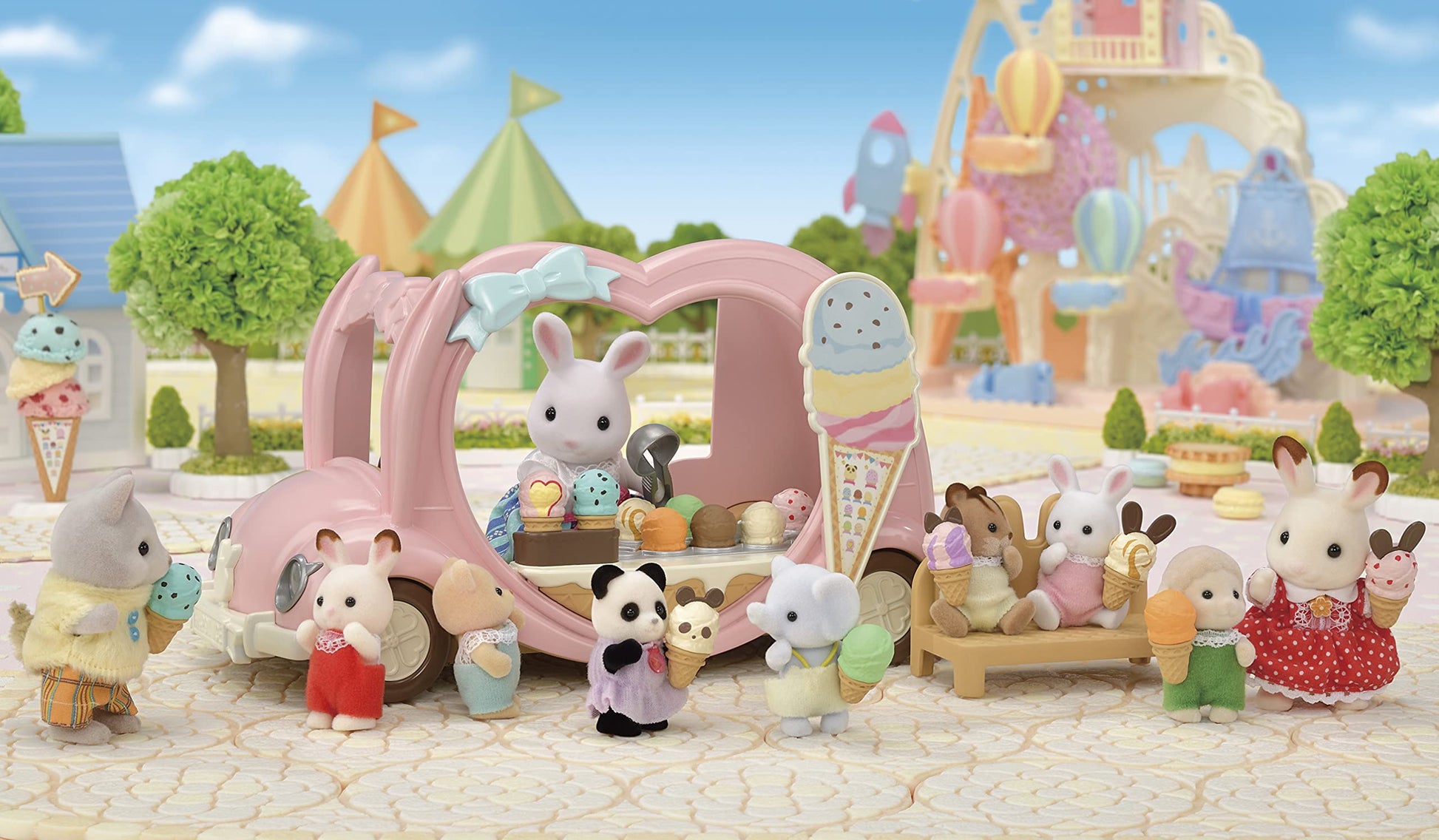 Calico Critters - Ice Cream Van - Calico Land Amusement Series - Kids Pretend Play Toy, Miniature Vehicle & Accessories Set, Ages 3+