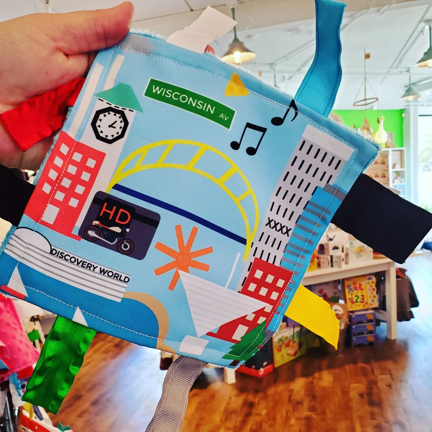 Baby Jack & Co 8x8” Learning Lovey Milwaukee Wisconsin Tag Toys for Babies - Baby Crinkle Toys - Soft & Safe - Learn USA Cities and Shapes - Ideal