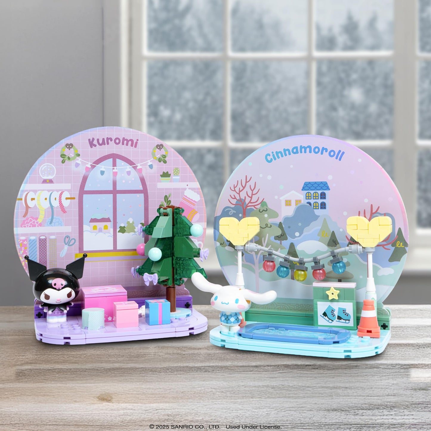 Hamee Sanrio Hello Kitty and Friends Holiday Collection Cute Building Blocks Figure Set - [Birthday Gift, Party Favor, Gift Basket Filler, Stress