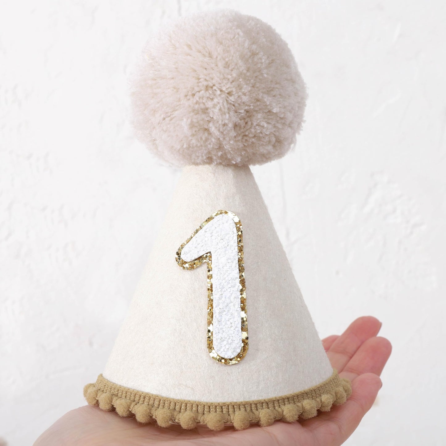 MAMUXI Linen 1st Birthday Hat for Boys, Beige Felt Party Decorations