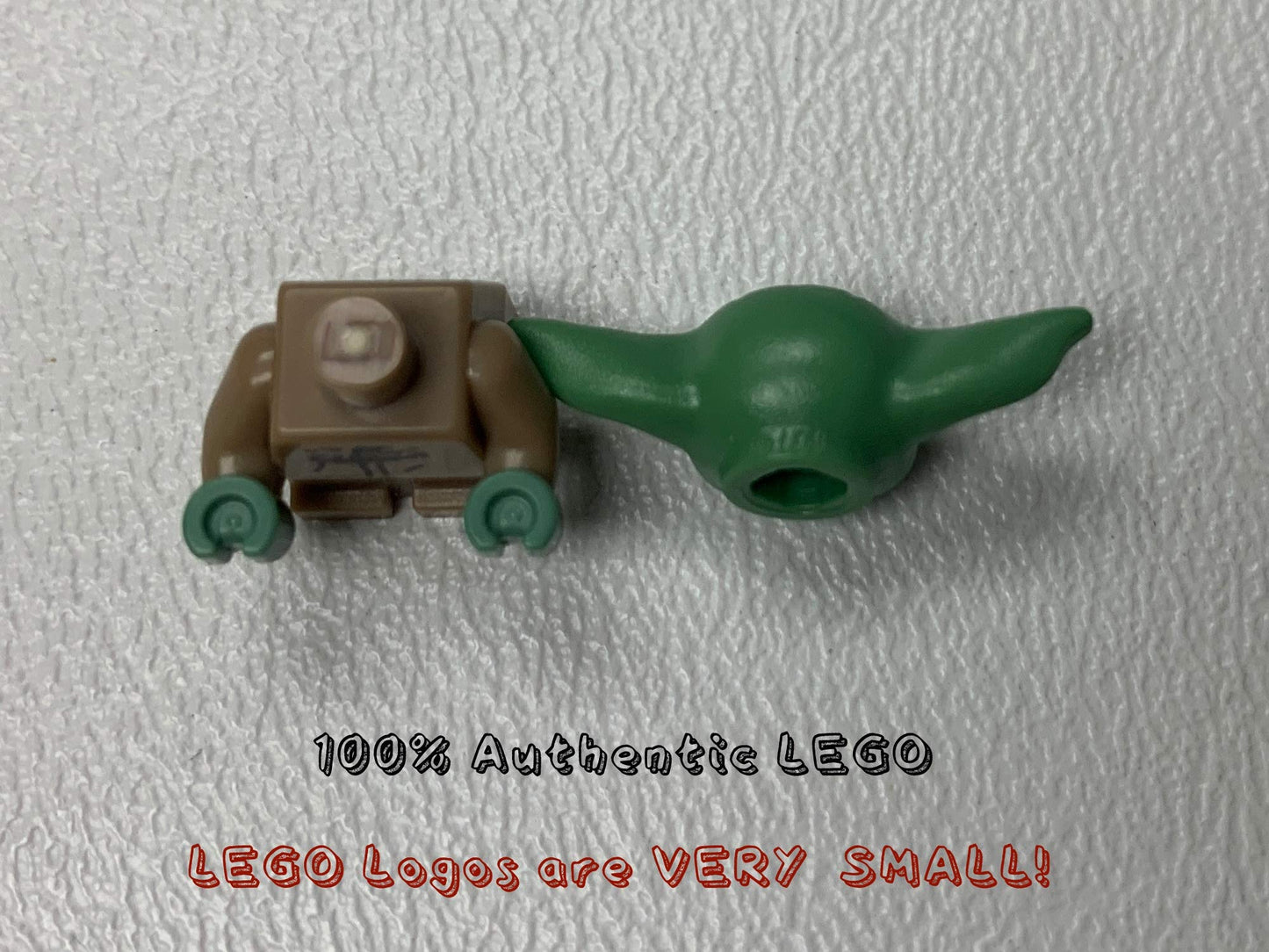 LEGO Star Wars The Mandalorian Minifigure - Baby Yoda Grogu (The Child) with Minifigureland Tile 75292