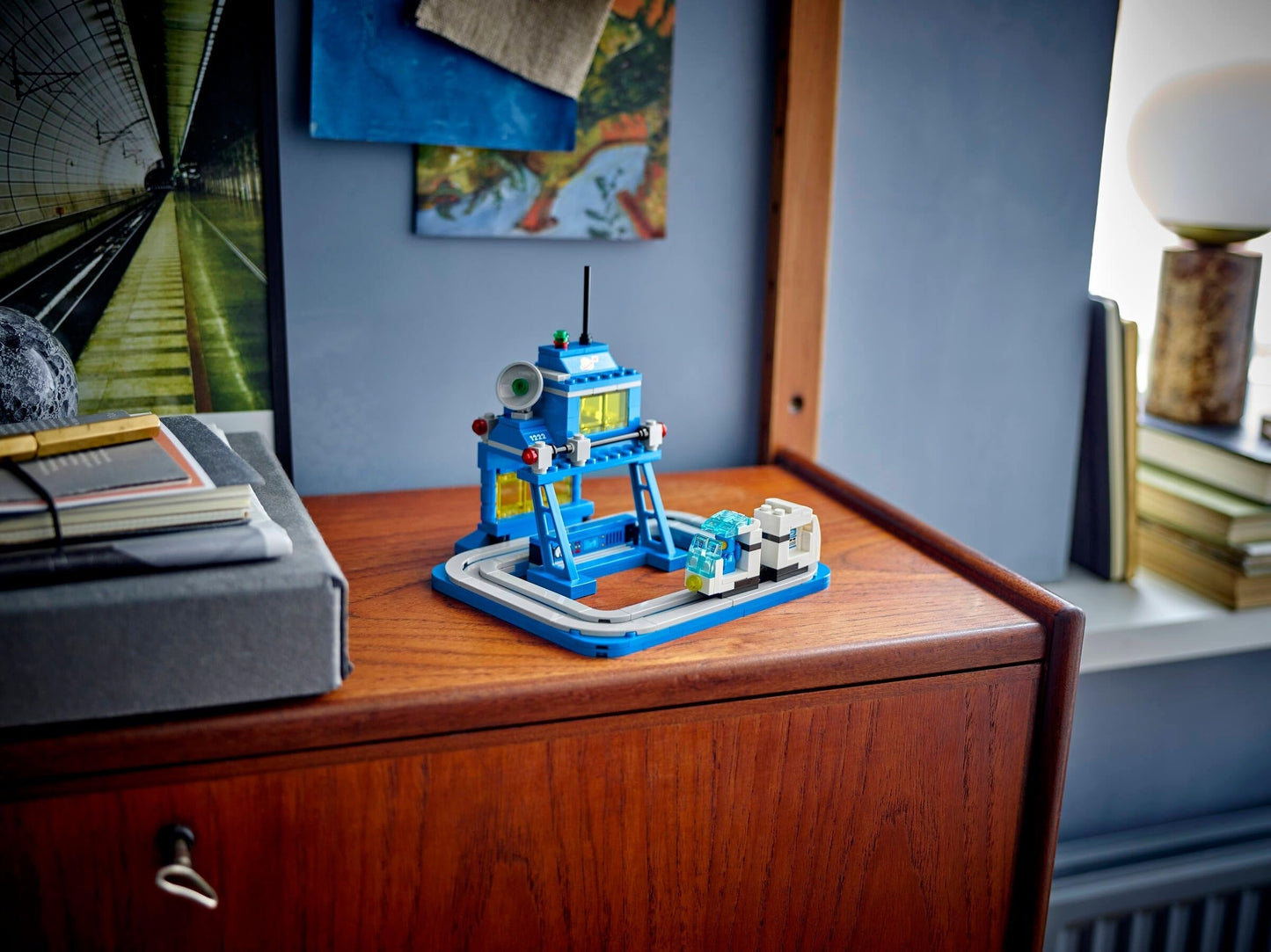 LEGO Micro Command Center (40786)