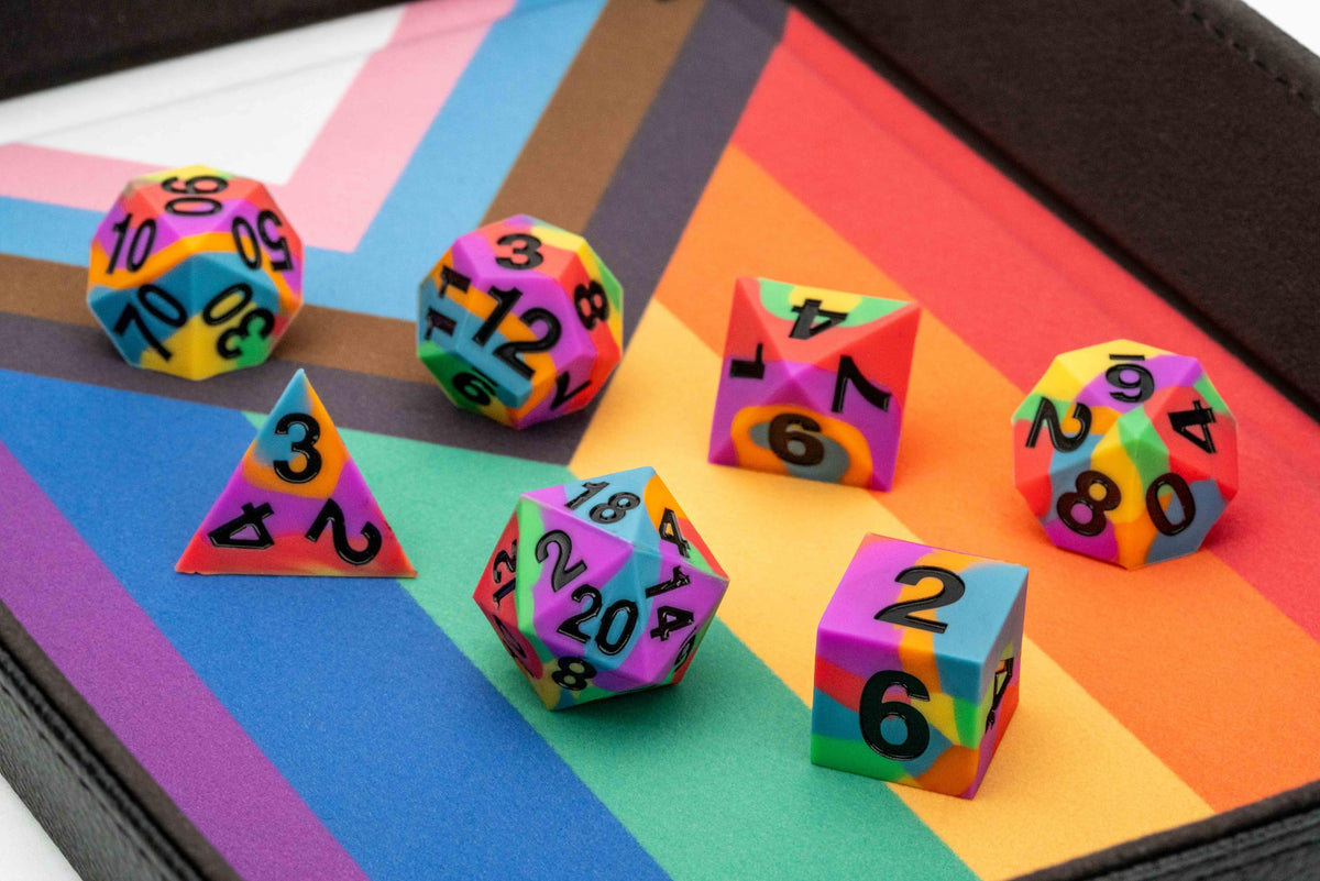 FanRoll 16mm Pride Sharp Edge Silicone Rubber Poly Dice Set: Rainbow Flag