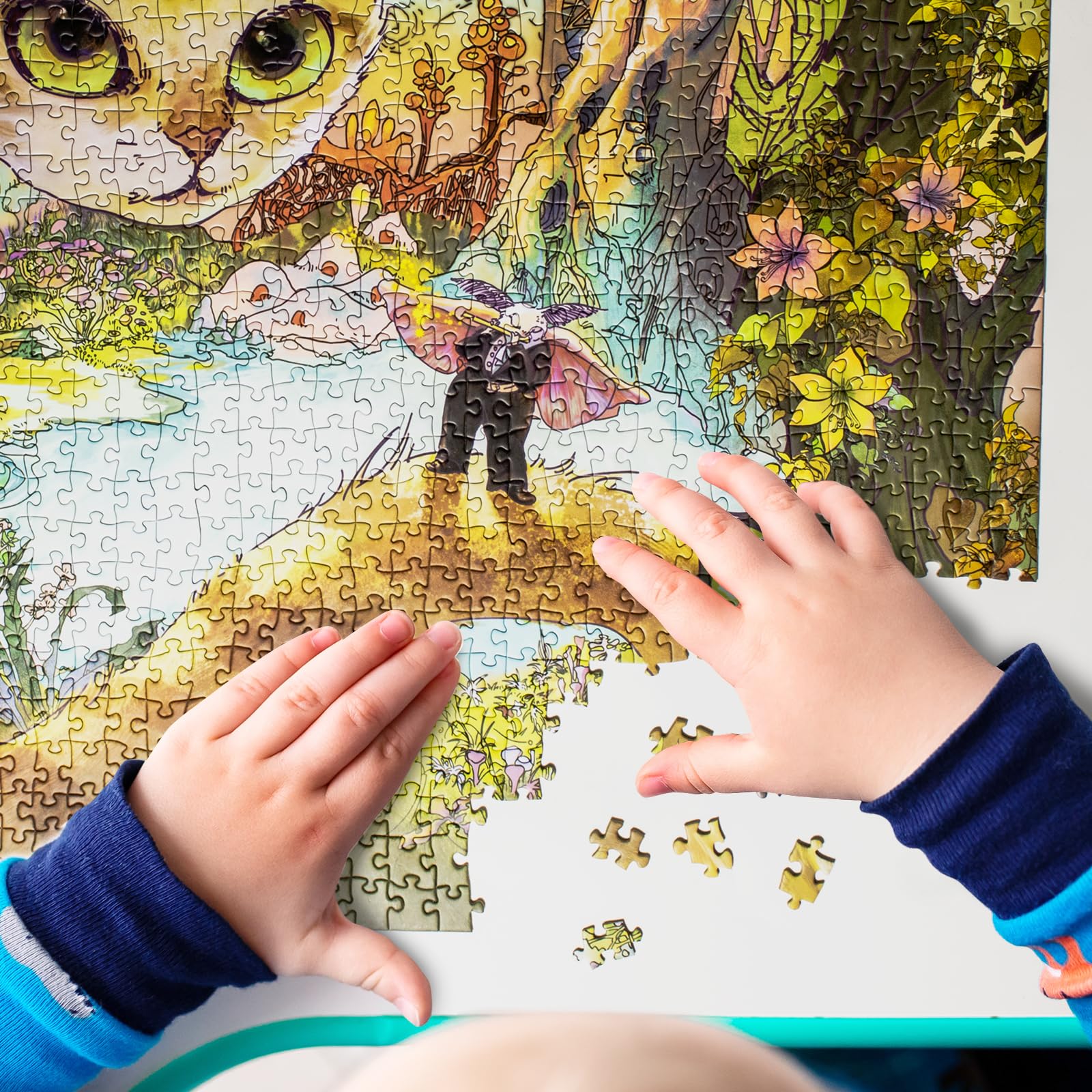 1000-Piece Fantasy Forest Cat Jigsaw Puzzle, Cats and Insects Band Puzzle for Adults Fun and Challenging Family Game Great Gift Idea, Finished Size is