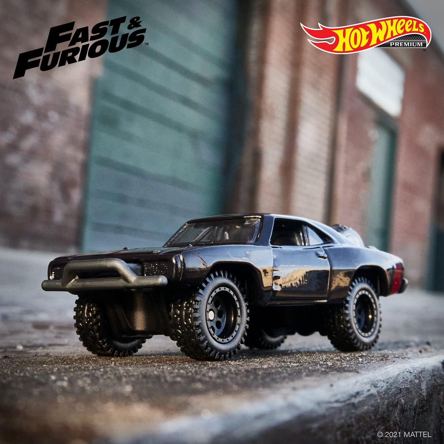 Hot Wheels Fast & Furious Collection of 1:64 Scale Vehicles from The Fast Film Franchise, Modern & Classic Cars, Great Gift for Collectors & Fans