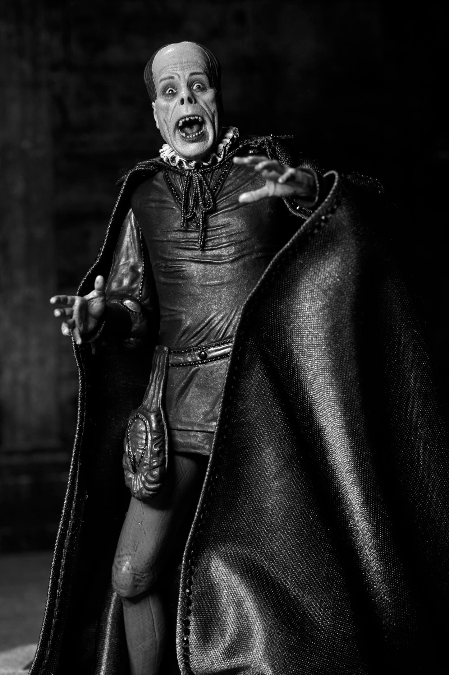 NECA Phantom of the Opera (1925) - 7” Scale Action Figure - Ultimate Phantom of the Opera Masque of the Red Death (B&W)
