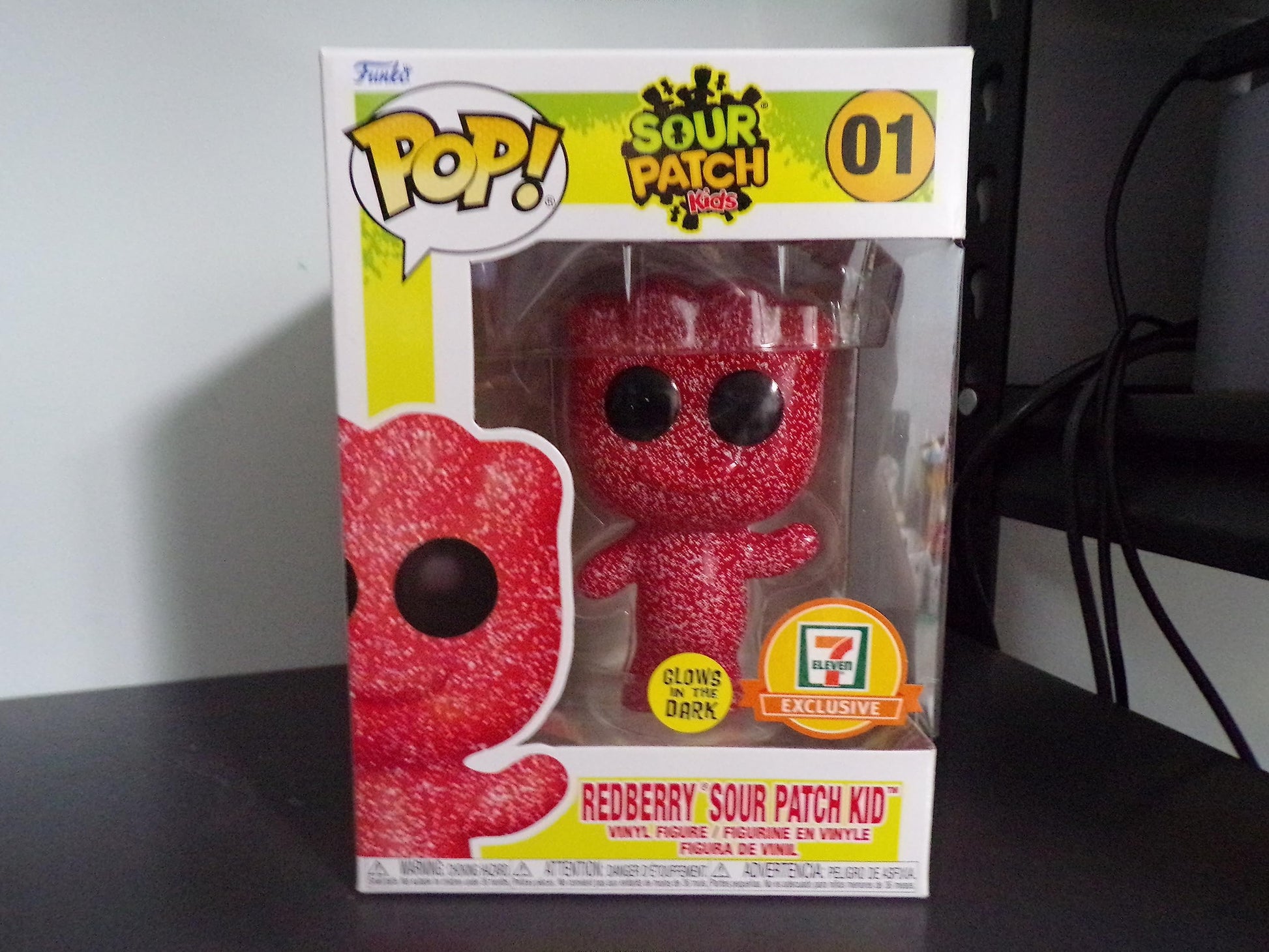 Funko Pop Sour Patch Redberry Exclusive 7 Eleven 2022 GITD