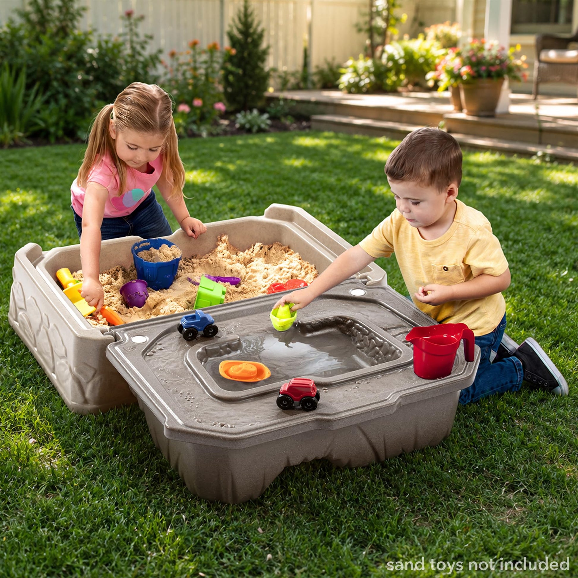 Simplay3 Mountain Road Adventure Sandbox for Kids Ages 1.5+, Includes 2 Monster Trucks and Hinged Cover, Double-Sided Sensory Play Table for Sand