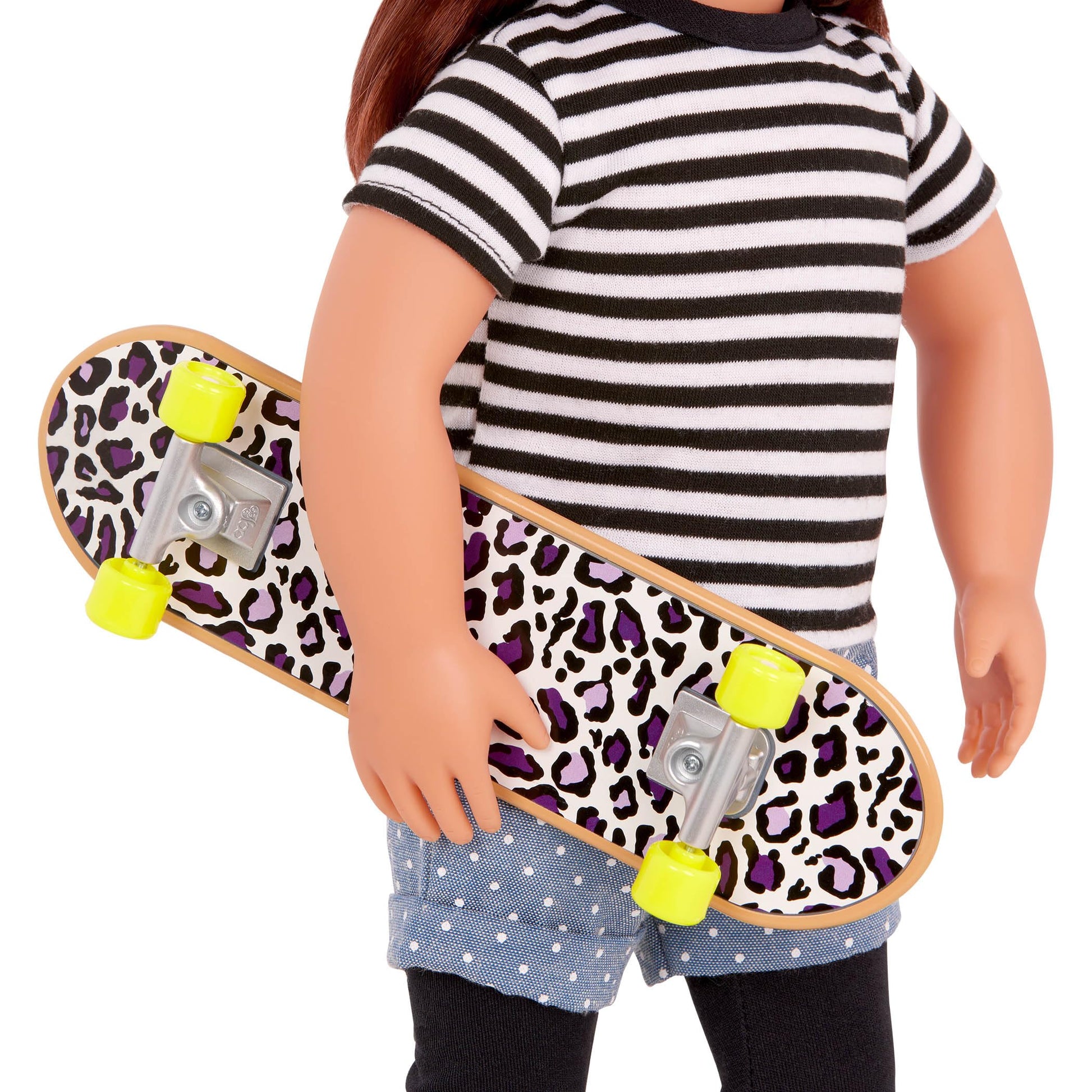 Our Generation - That's How I Roll - Sports Outfit - Skateboard Accessory - 18-Inch Doll Clothes - Pretend Play - Toy for Kids 3 Years +