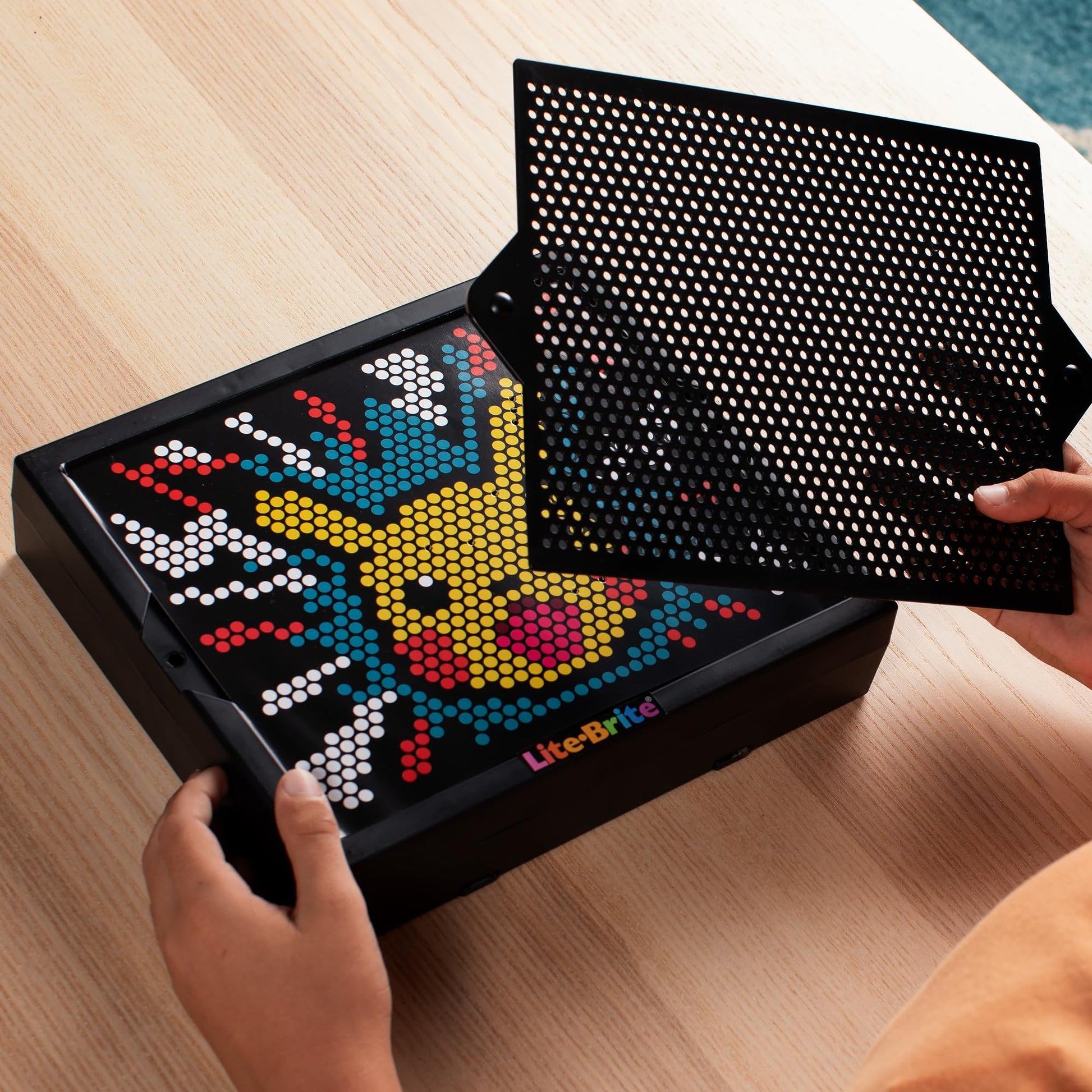 Lite Brite Super Bright HD, Pokemon Edition - Creative Retro Light-Up Screen - Educational Play for Children, Enhances Creativity, Gift for Boys
