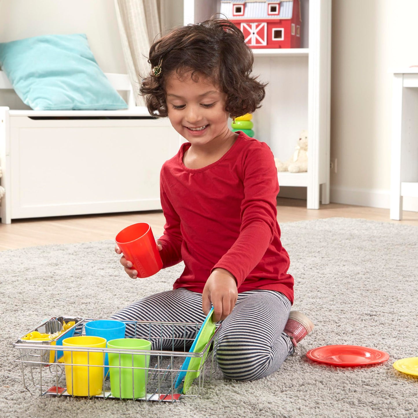 Melissa & Doug Wash and Dry Dish Set - 24 Pieces Kids Play Dishes, Play Kitchen Accessories, Toy Dishes for Kids Kitchen Ages 3+
