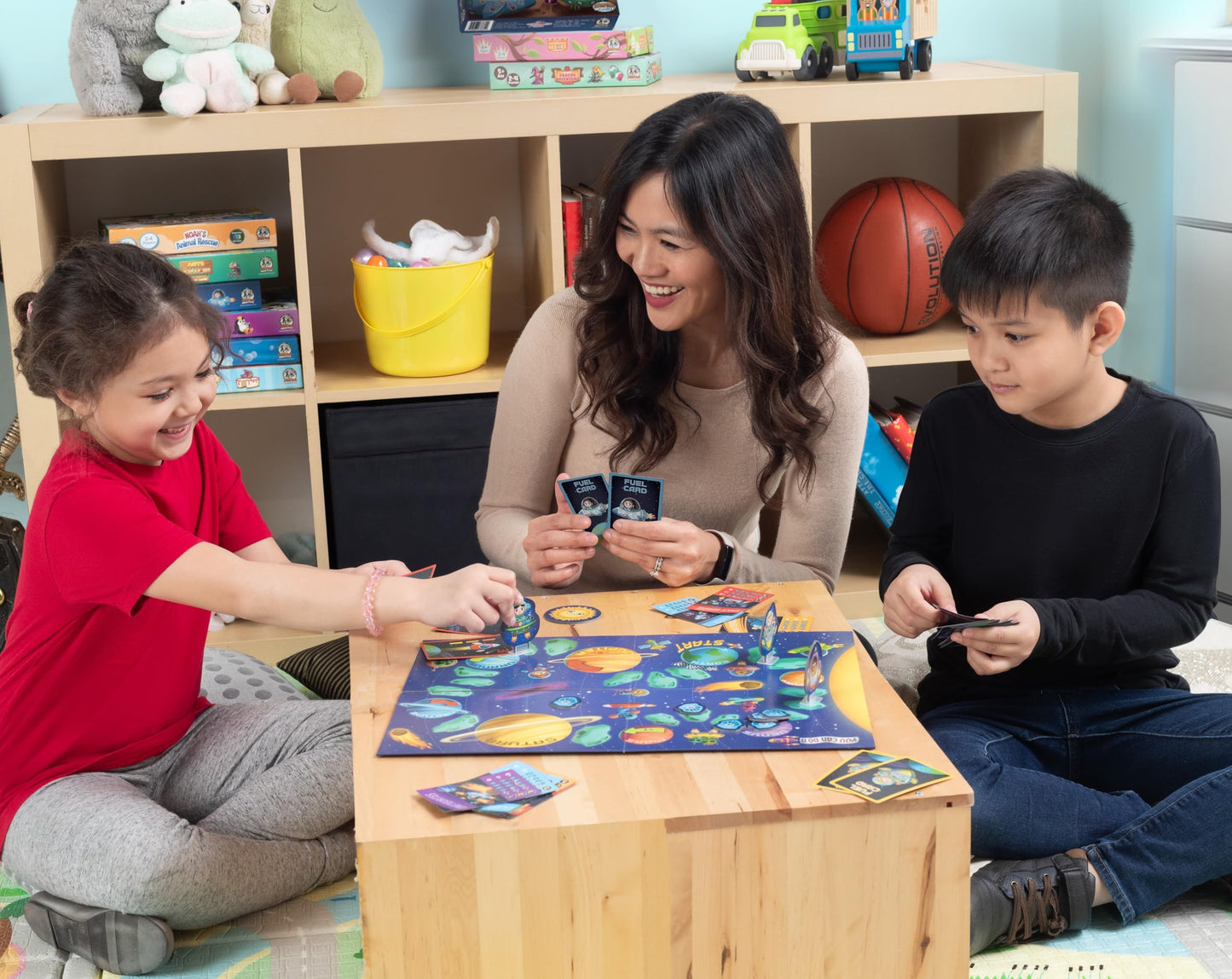 Little Astronauts Board Game for Kids Ages 4+ - Race Rockets Around The Solar System & Explore Space - Fun Family Strategy Adventure Game - Easy