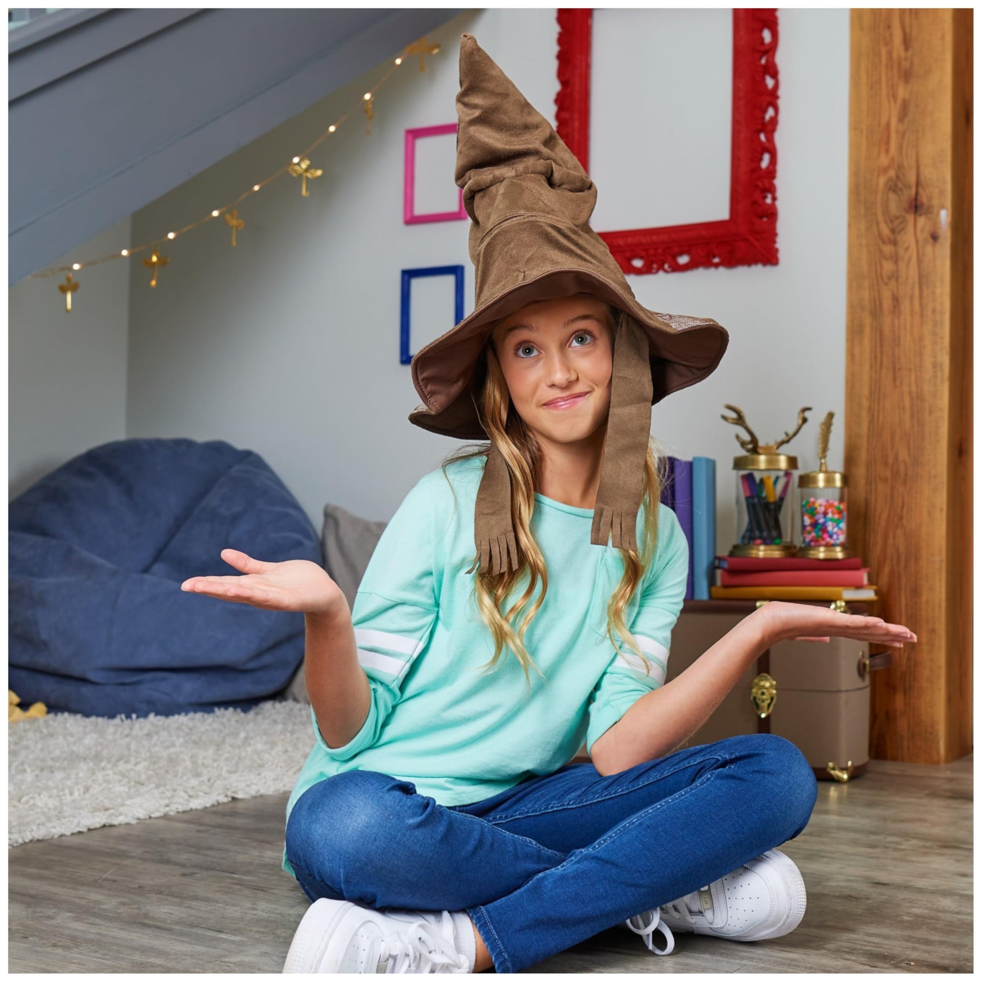 Wizarding World Harry Potter, Talking Sorting Hat with 15 Phrases (Packaging May Vary), Pretend Play Accessory for Costumes for Girls & Boys