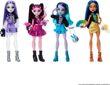 Monster High Buried Secrets Dolls and Accessories, Concert Lurks Theme with Mystery Doll and 5 Unboxing Surprises (Characters May Vary)