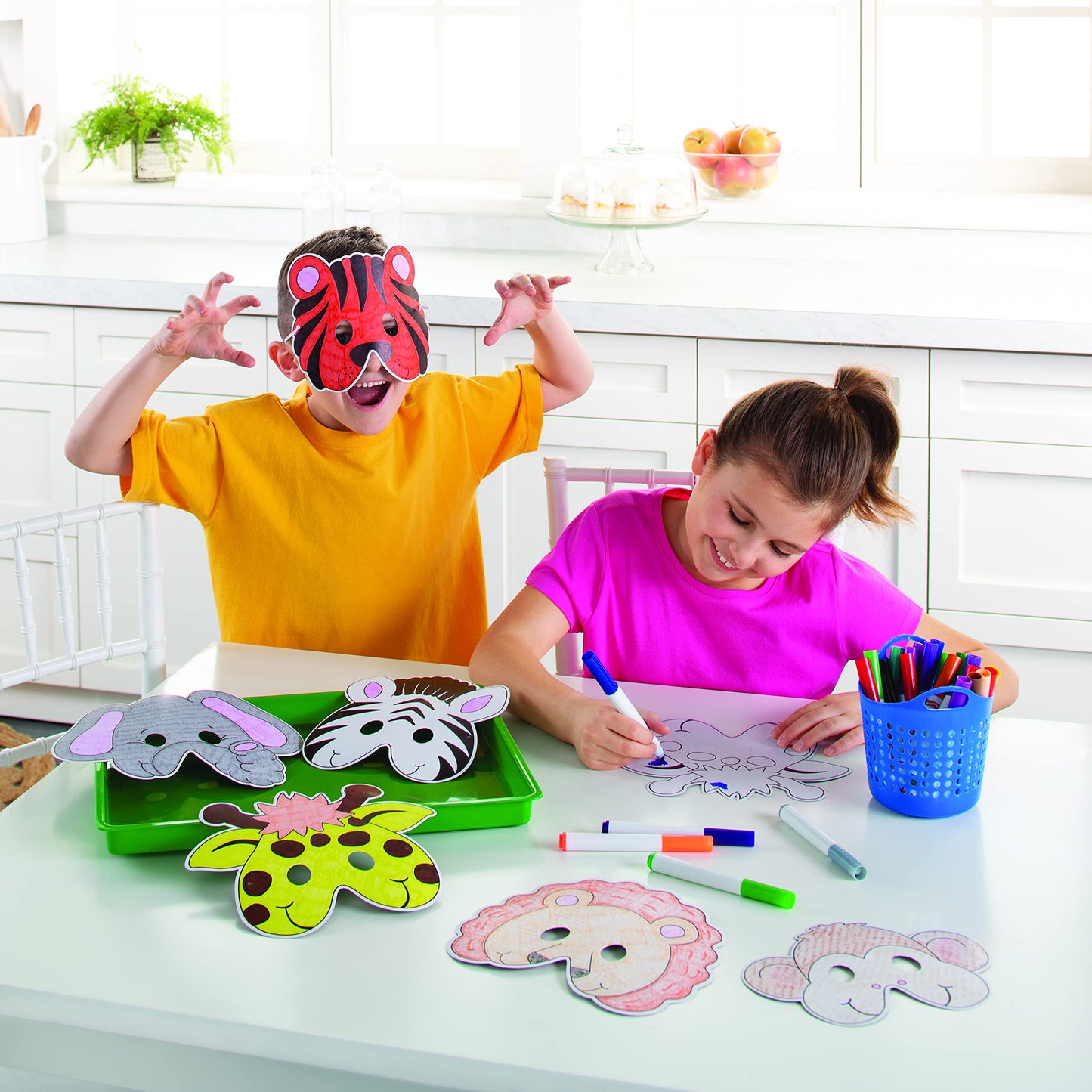 Fun Express Color Your Own Zoo Animal Masks - 12 Make Animal Faces Arts & Crafts Jungle Safari Party Zoo Birthday Party - Kids Crafts Activities DIY