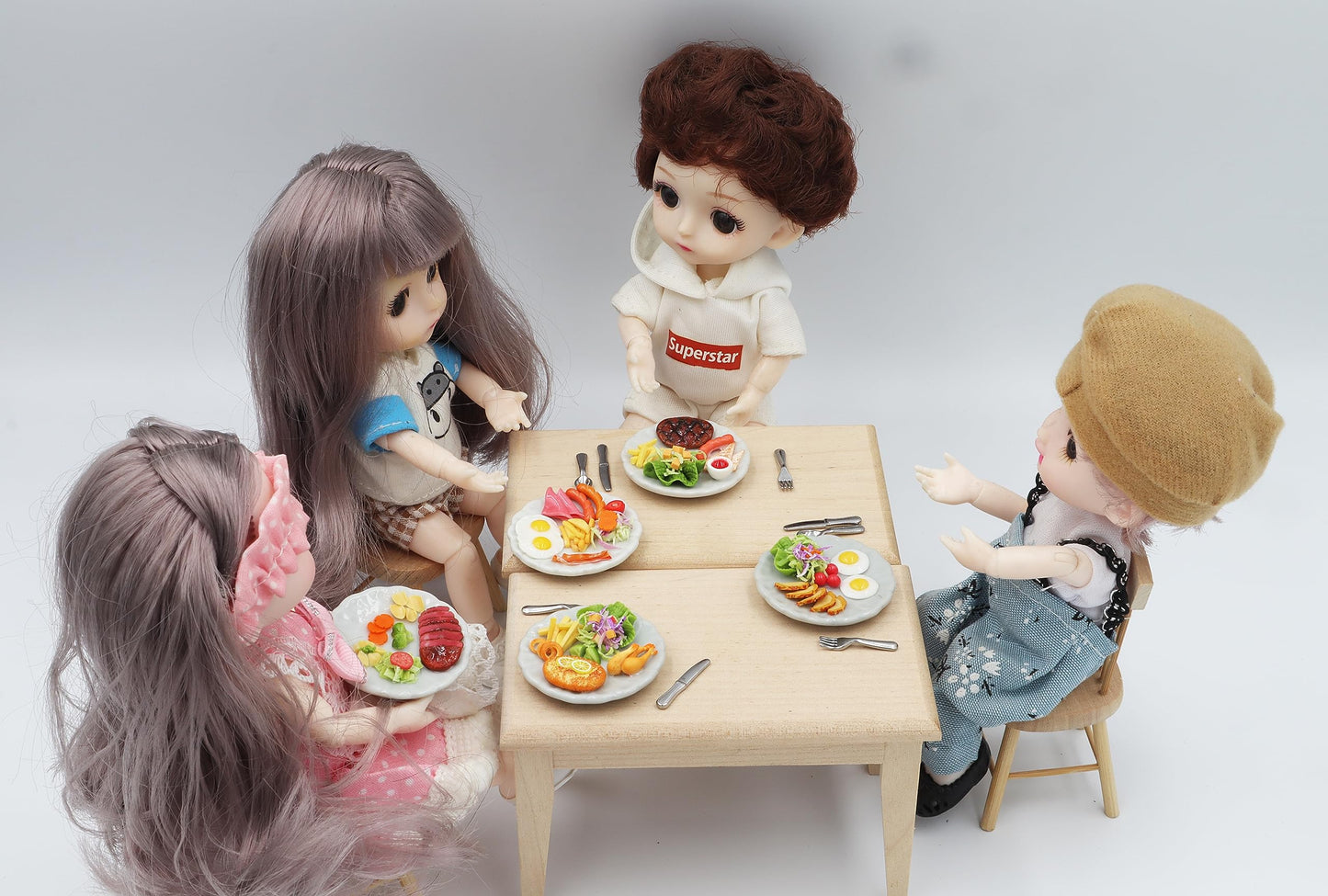 Miniature Dollhouse Food Set Handmade, 5 Realistic Meal Plates, Air Dry Clay Mini Food Accessories, 1:6 Scale Kitchen Decor, 1.3 Inch Ceramic Plates