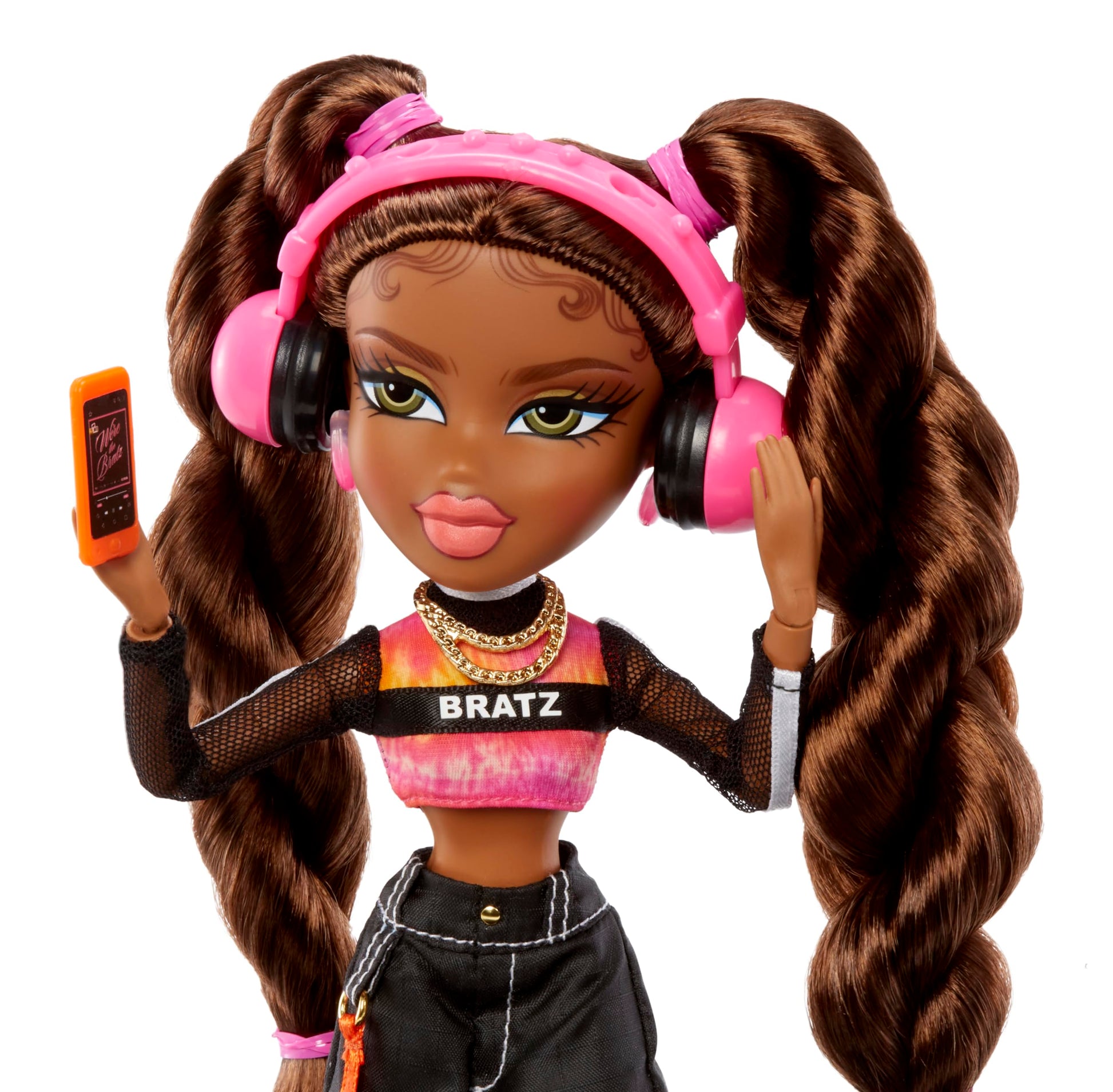 Alwayz Bratz Sasha Fashion Doll with 10 Accessories and Poster