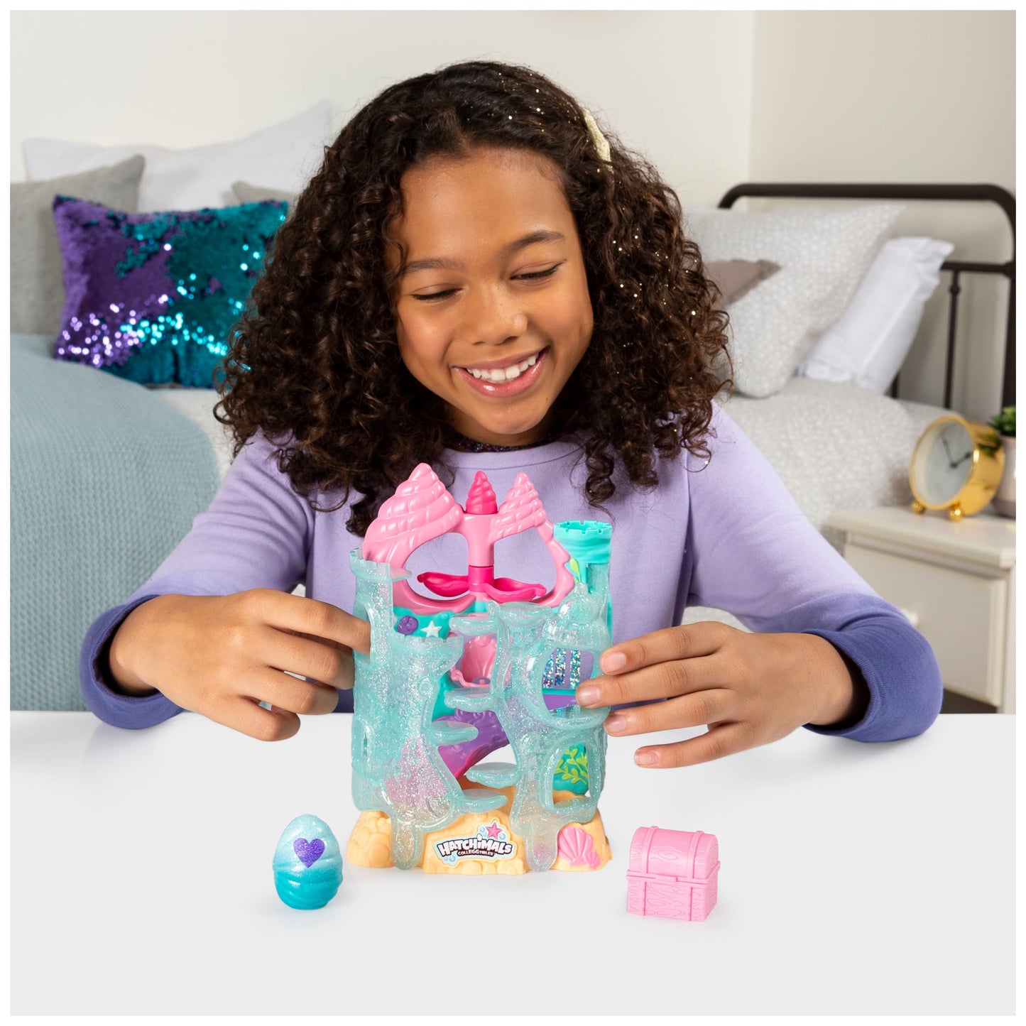 Hatchimals CollEGGtibles, Coral Castle Fold Open Playset with Exclusive Mermal Character (Amazon Exclusive Set), Girl Toys, Girls Gifts for Ages 5